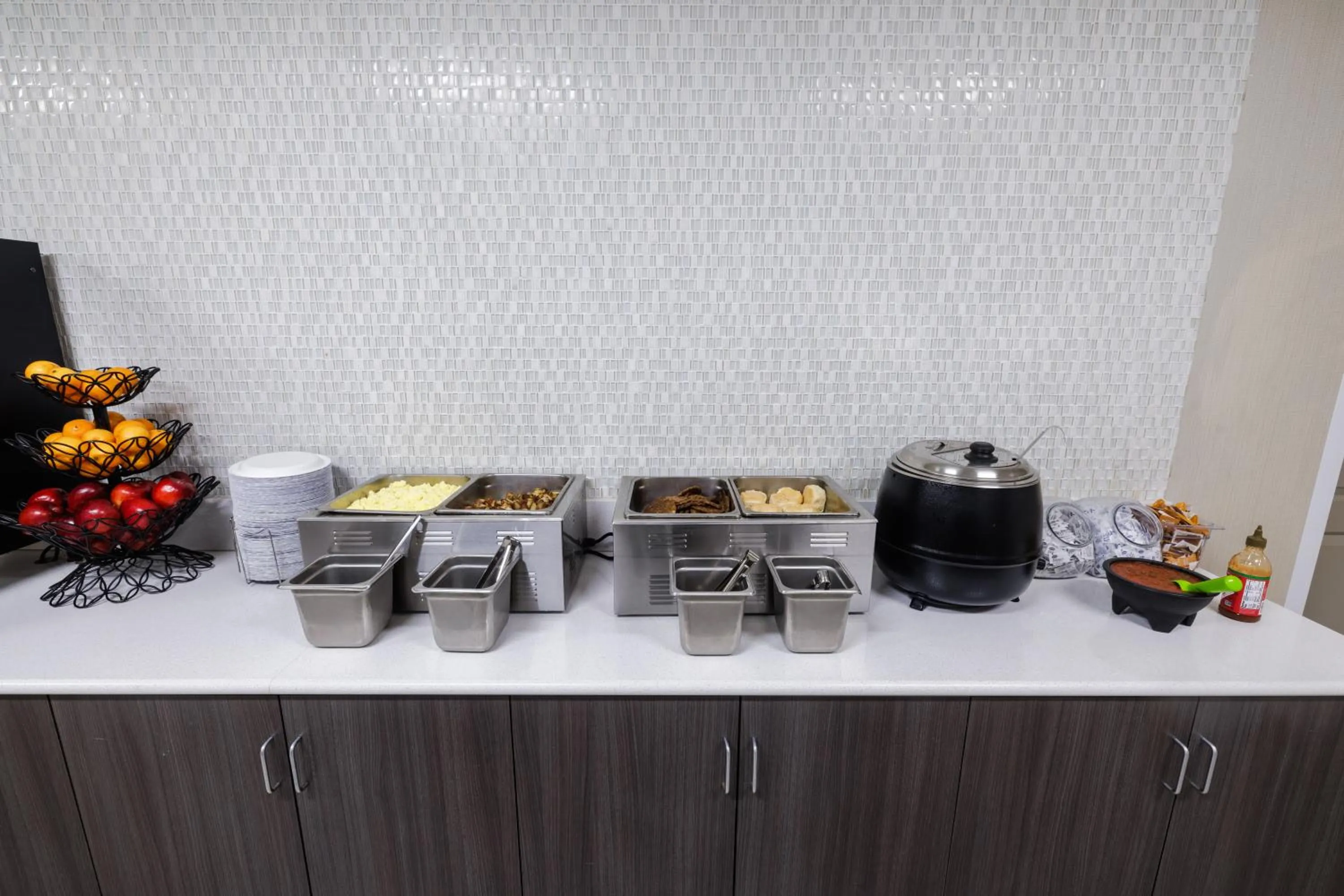 Breakfast in La Quinta Inn & Suites by Wyndham Fort Collins, Colorado