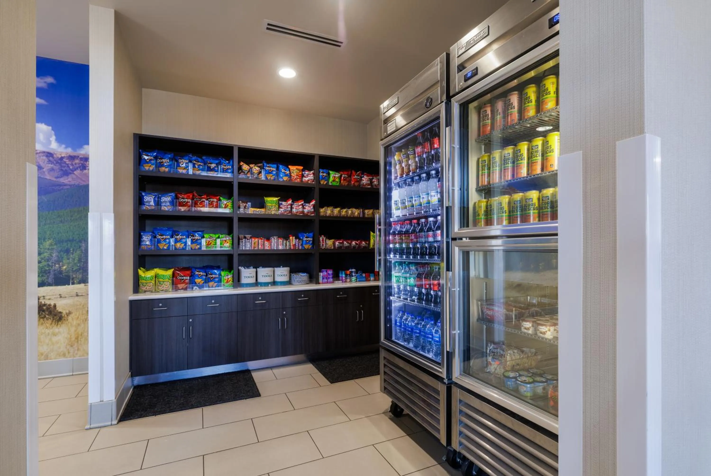 Shopping Area in La Quinta Inn & Suites by Wyndham Fort Collins, Colorado