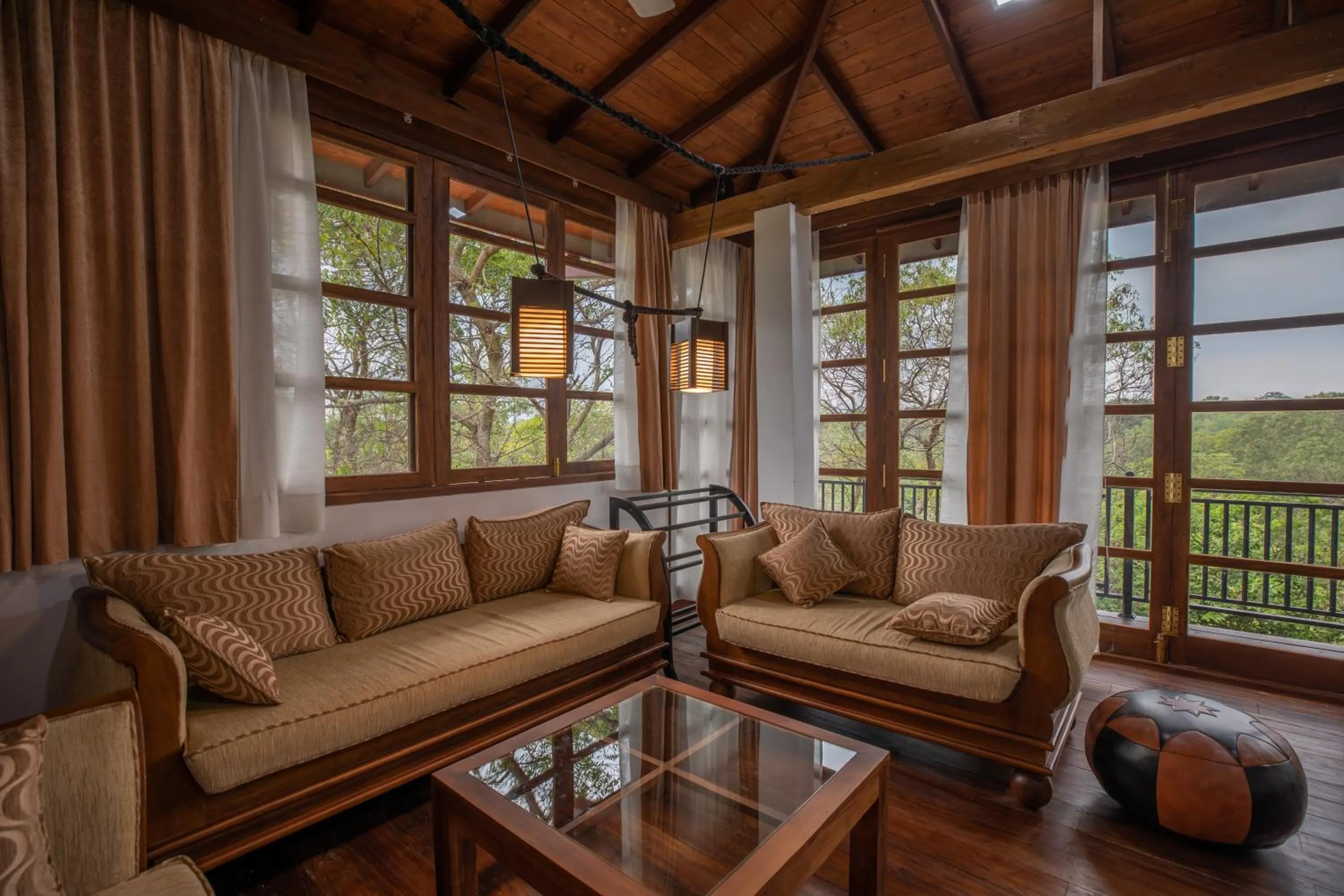 Living room in Jungle Paradise
