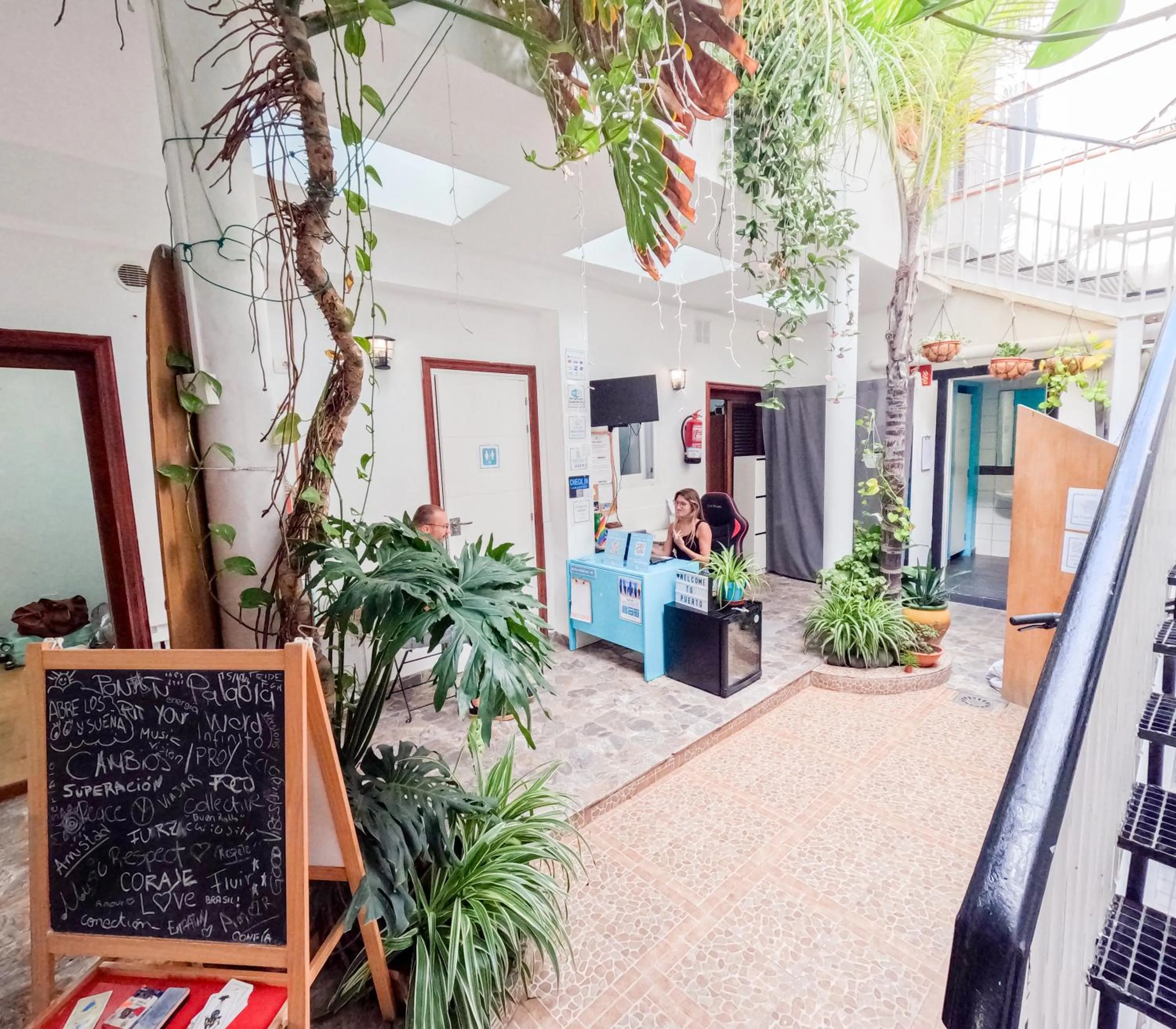 Puerto Nest Hostel
