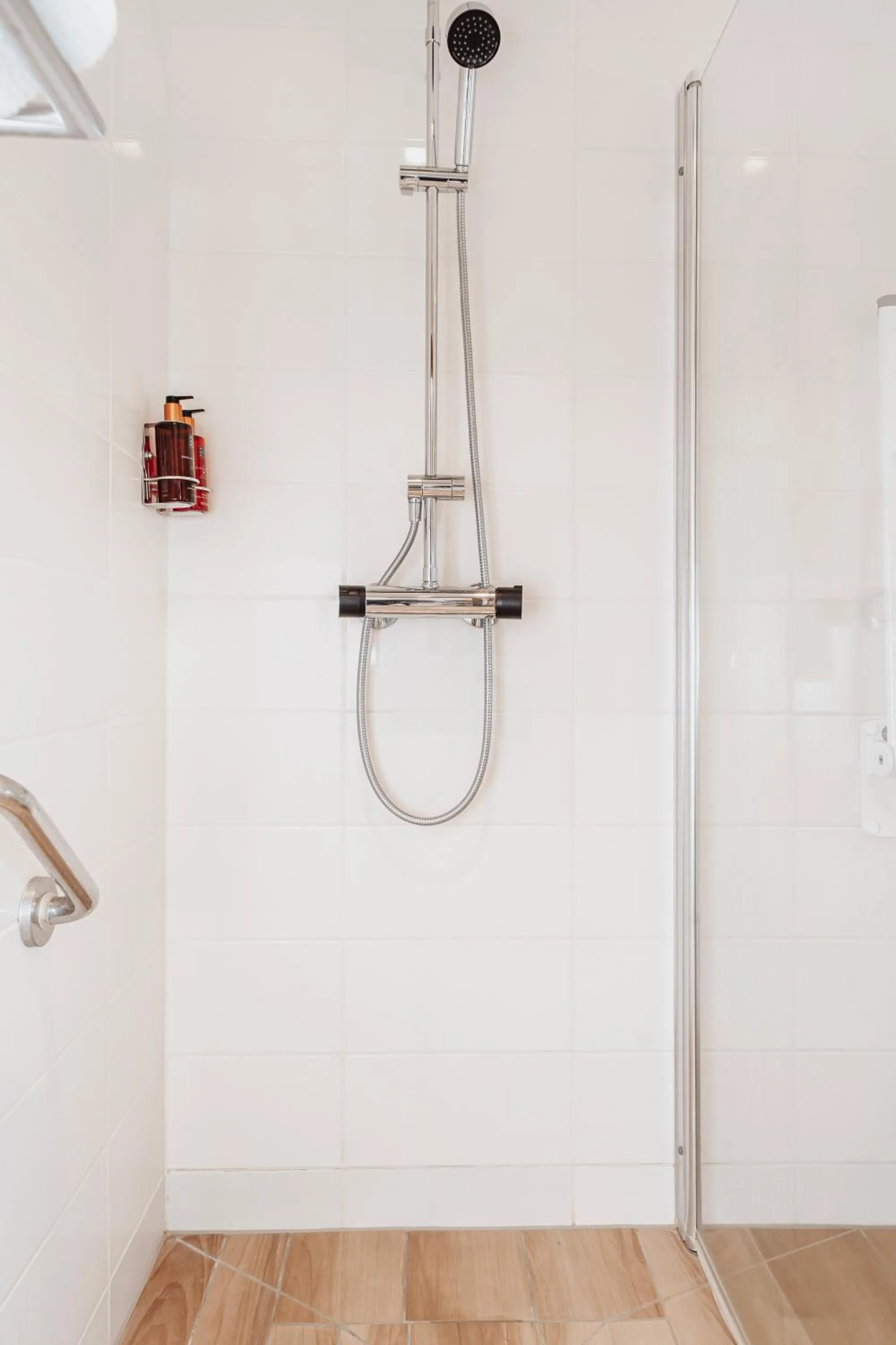 Shower in Wood Hotel by Frich's