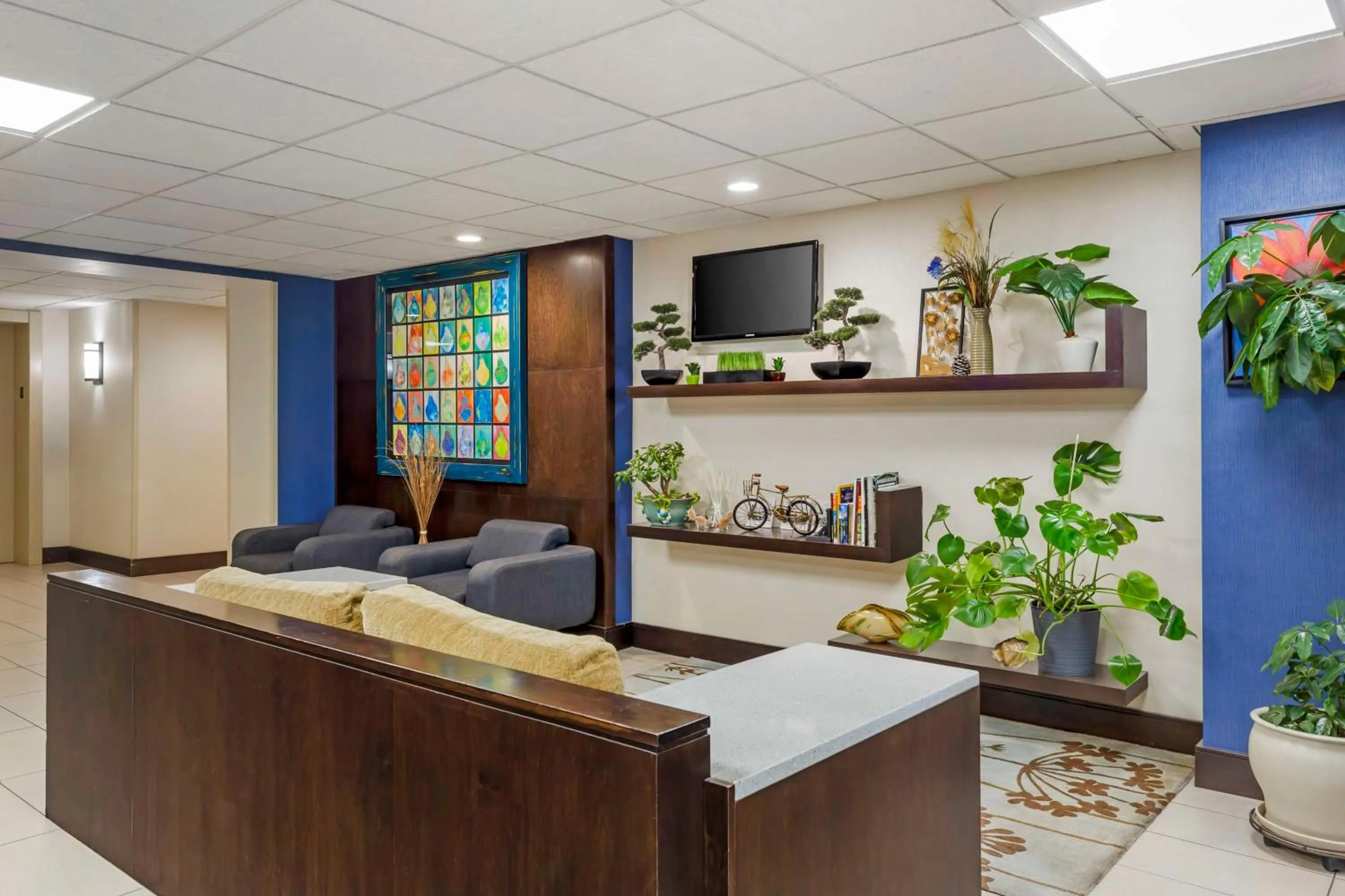 Lobby or reception in Best Western Plus Berkshire Hills Inn & Suites