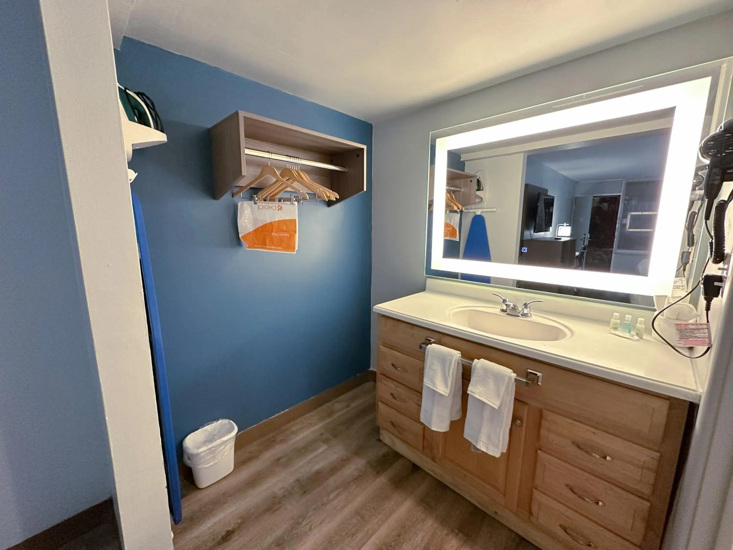 Bathroom in Clarion Inn