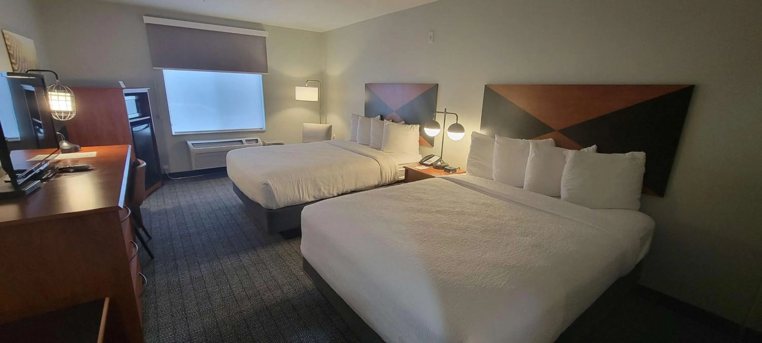 Bedroom, Bed in Best Western Kennewick Tri-Cities Center