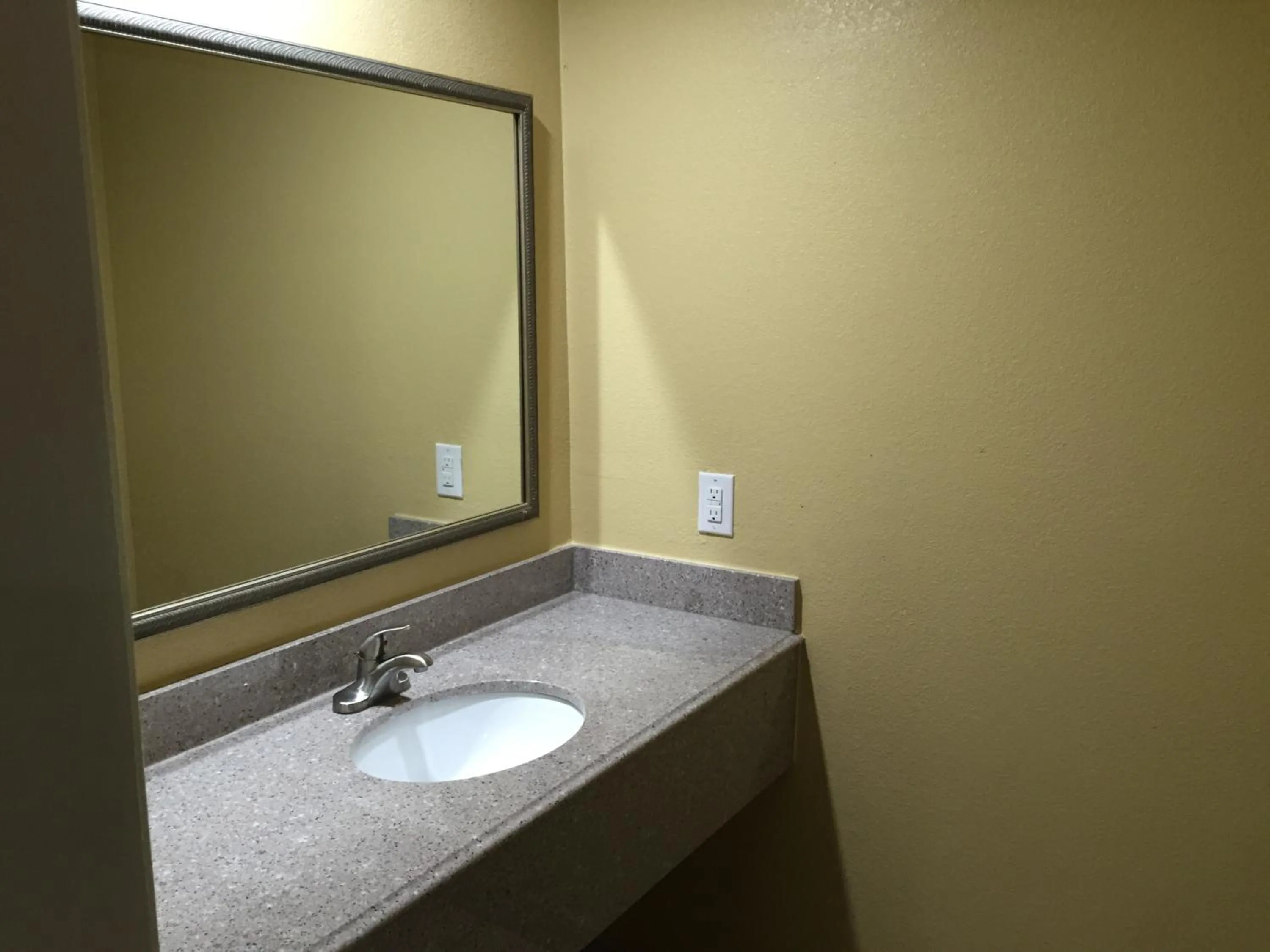 Bathroom in Journey Inn Marion