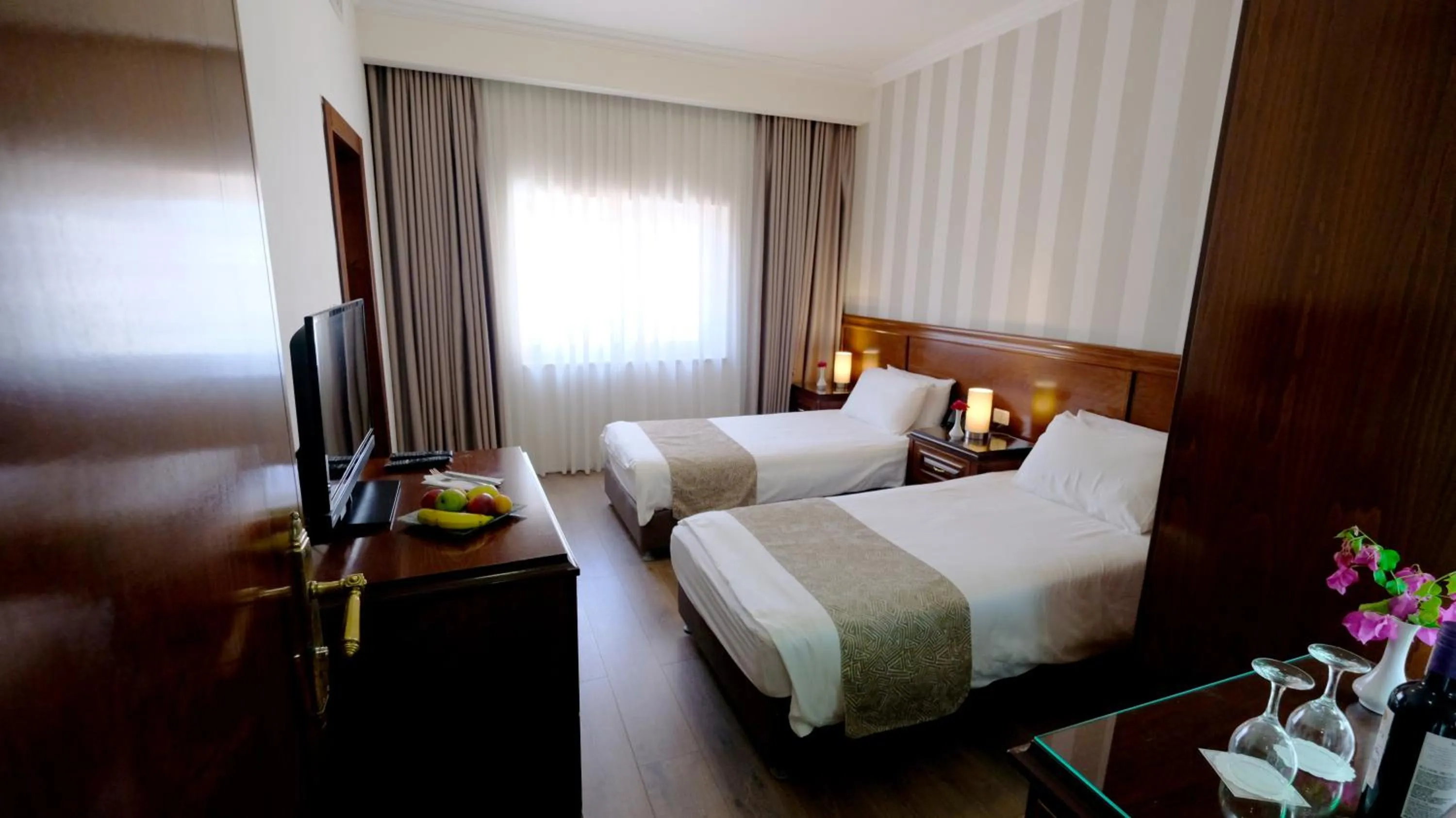 Bed in Christmas Hotel - Jerusalem