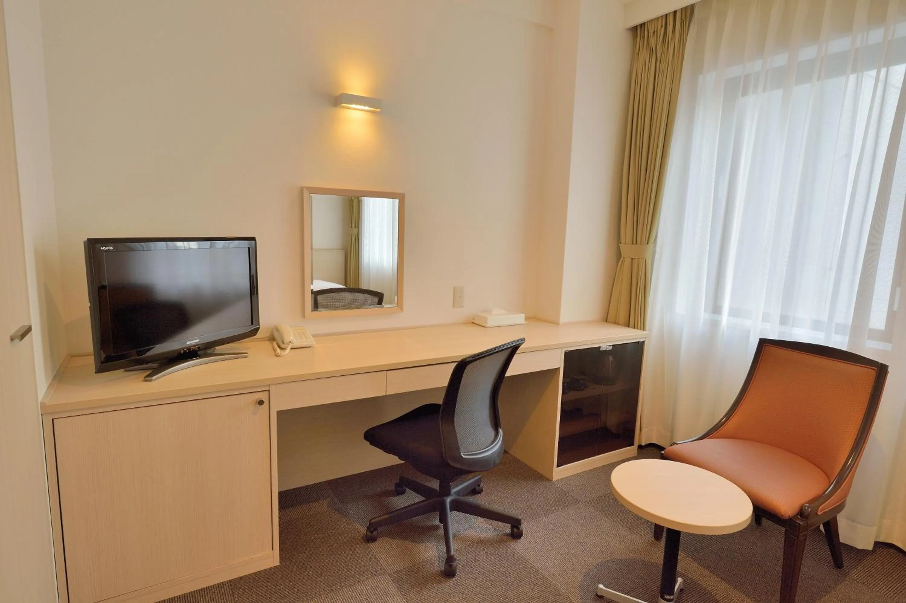 TV and multimedia in Natural Hot Spring Midosuji Hotel