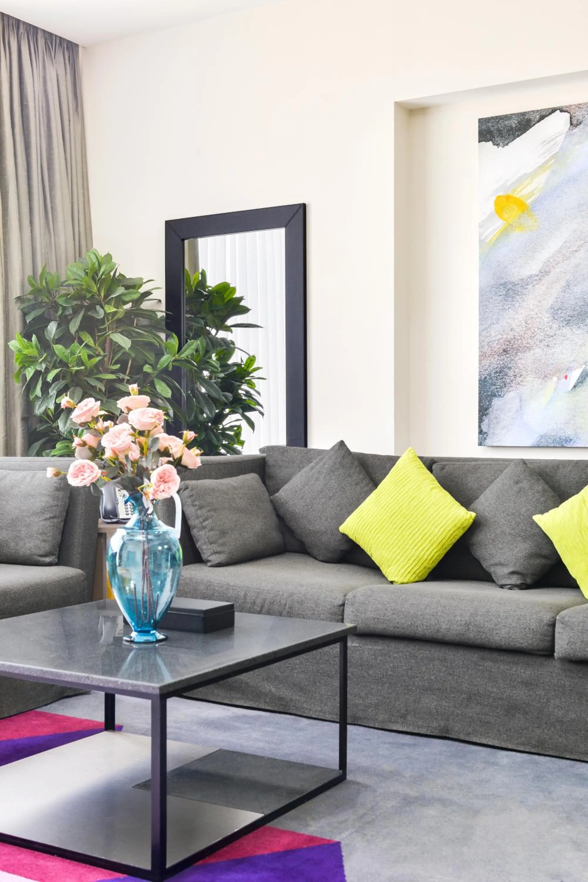 Living room in Nassima Tower Hotel Apartments