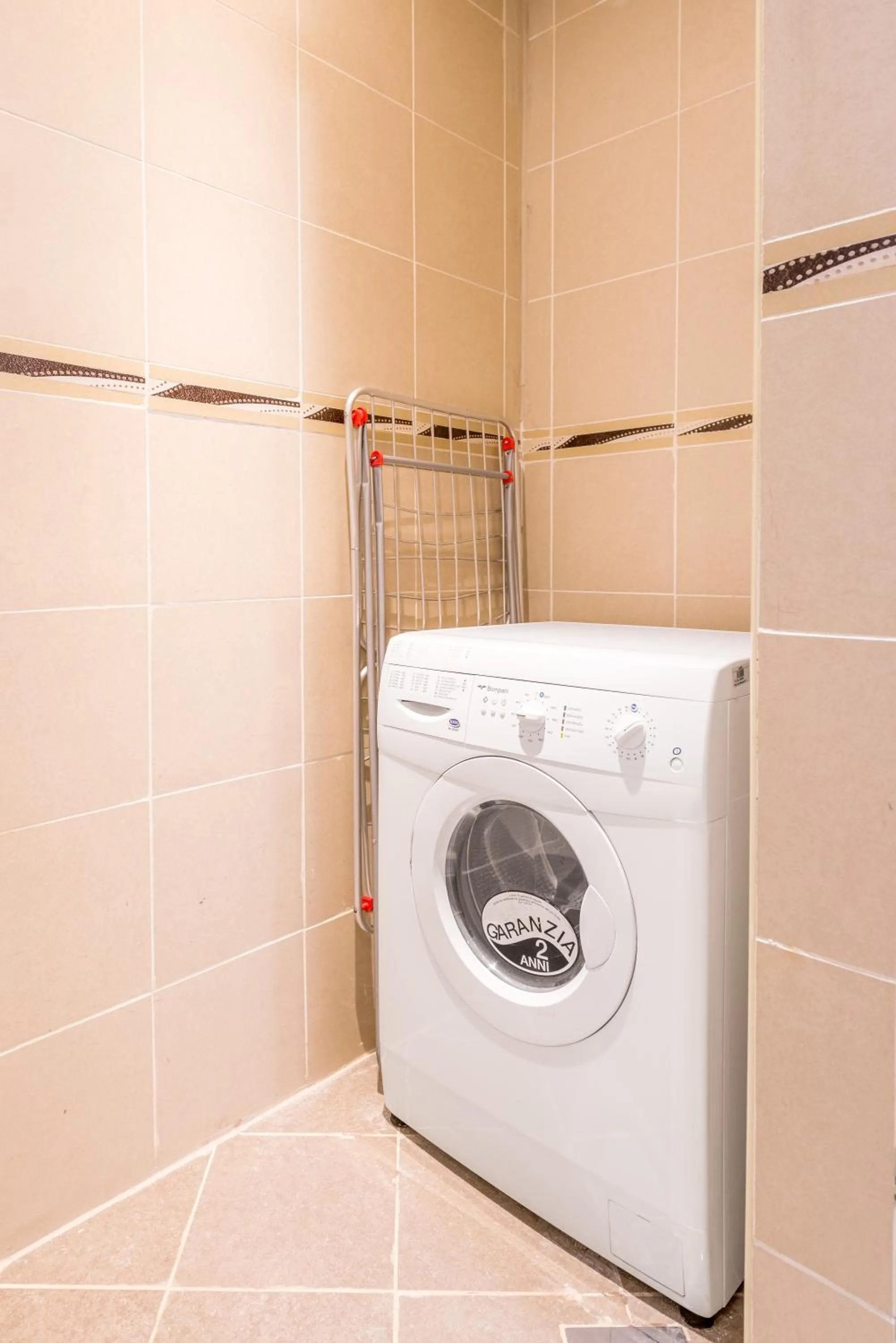 laundry in Nassima Tower Hotel Apartments