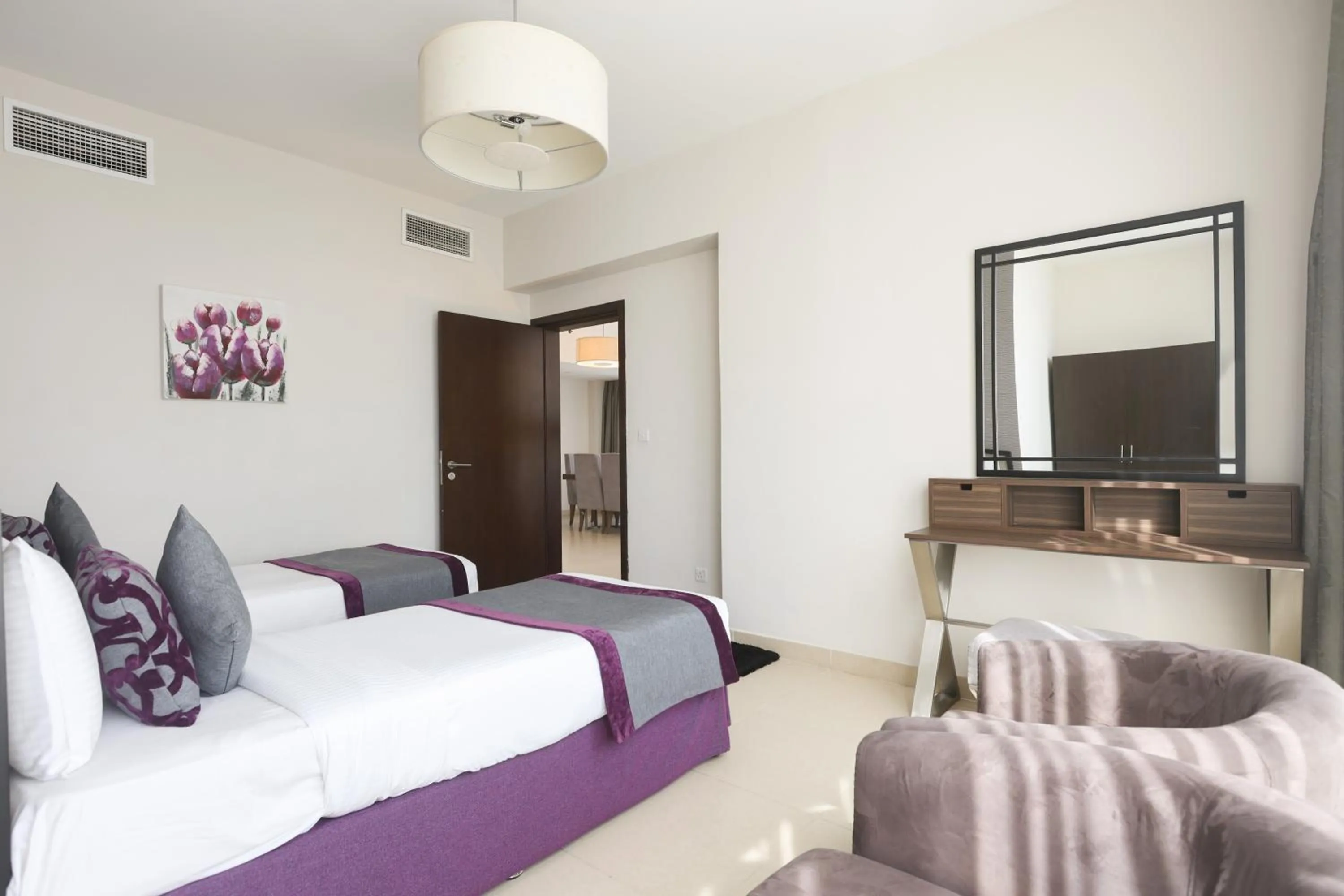 Bedroom, Bed in Nassima Tower Hotel Apartments