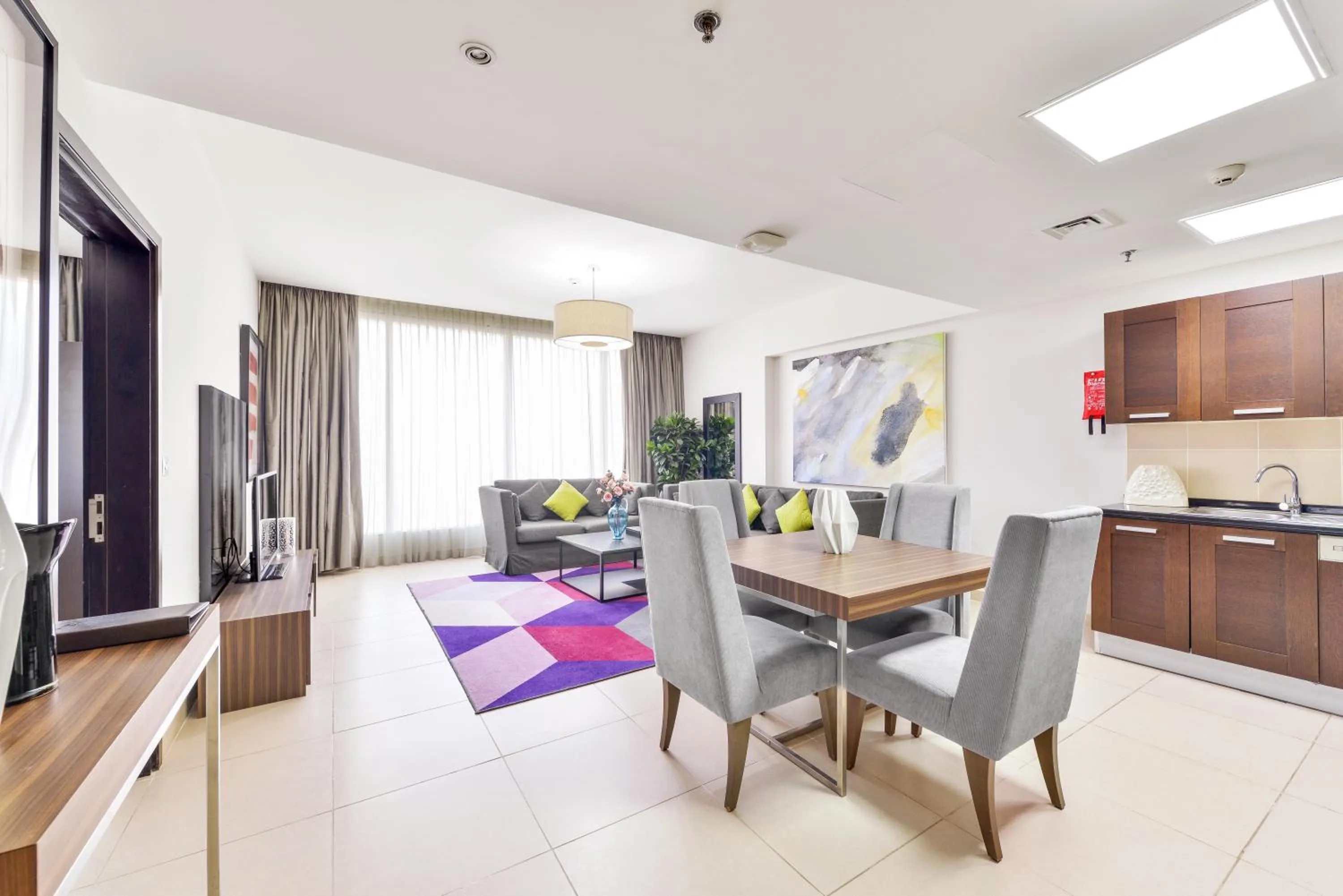 Living room in Nassima Tower Hotel Apartments