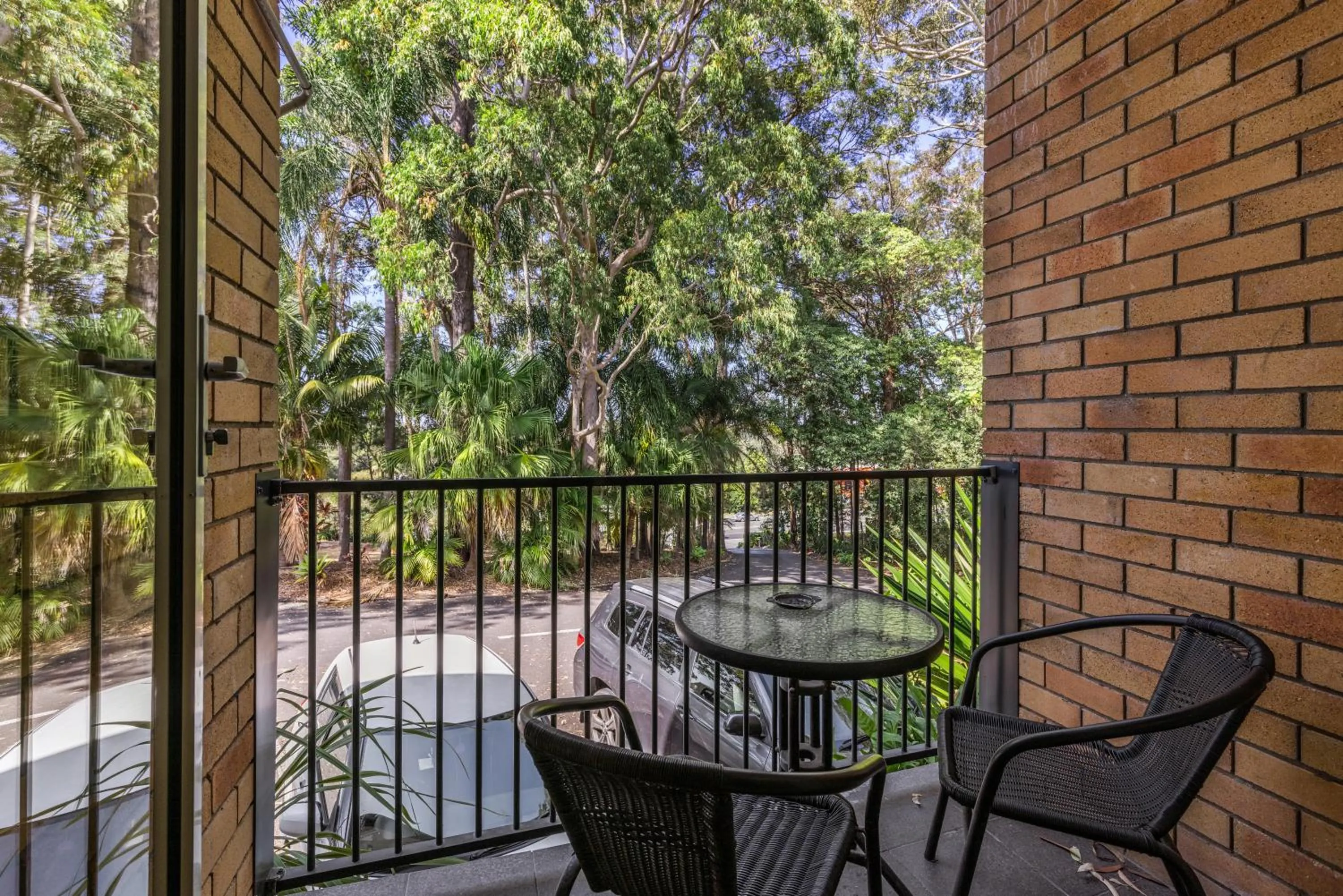 Patio in Sanctuary Resort Motor Inn