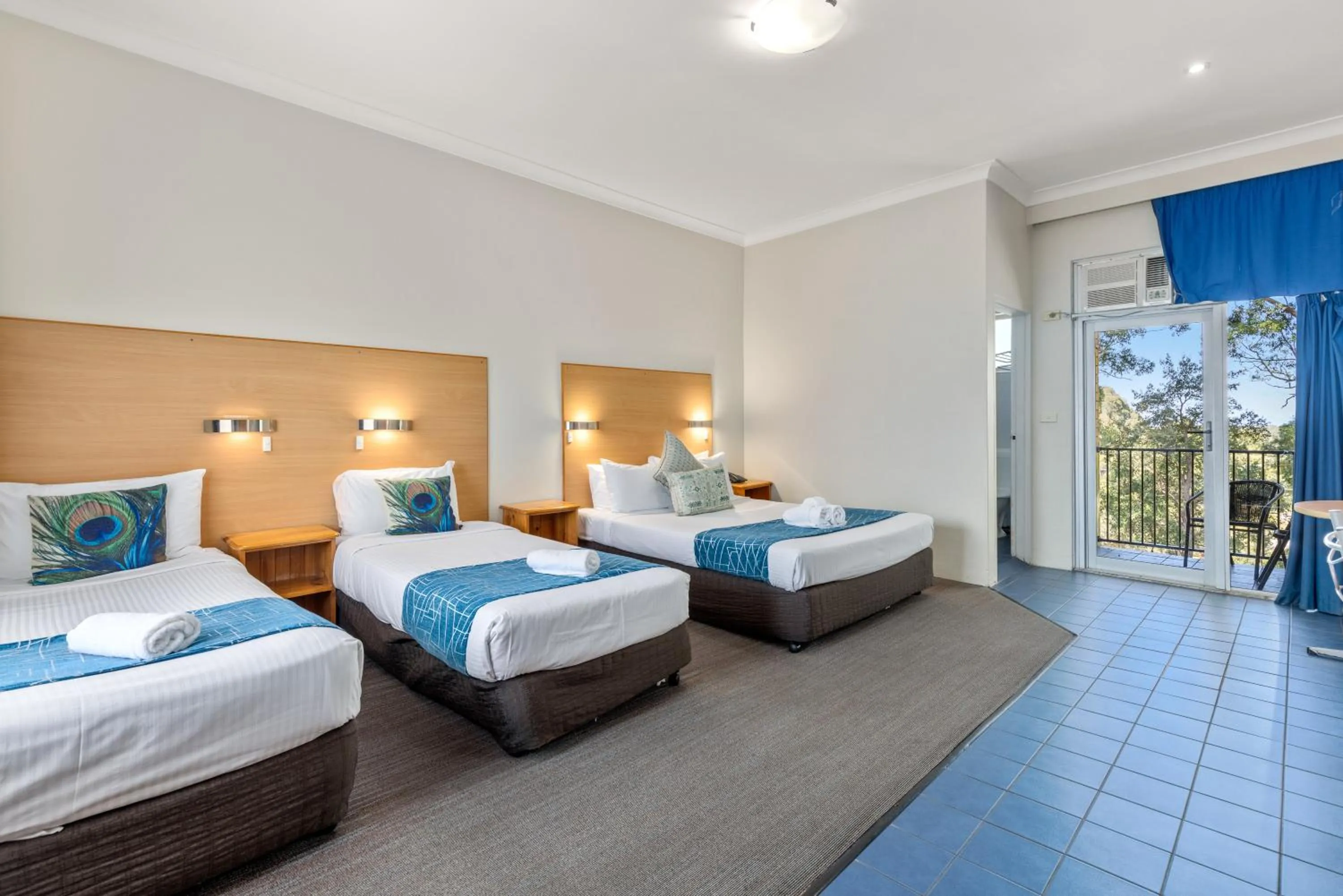 Bedroom, Bed in Sanctuary Resort Motor Inn