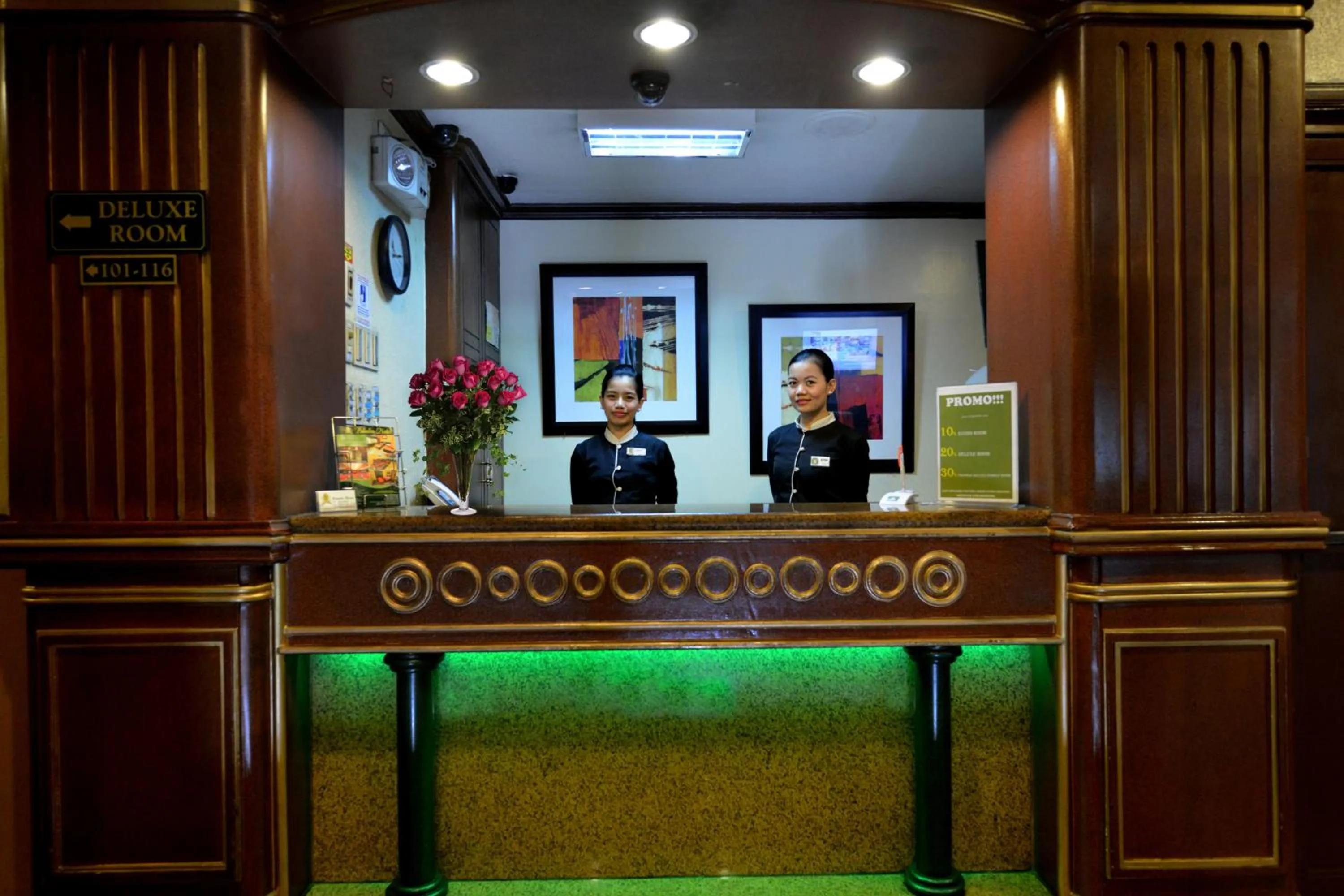 Lobby or reception in Paladin Hotel