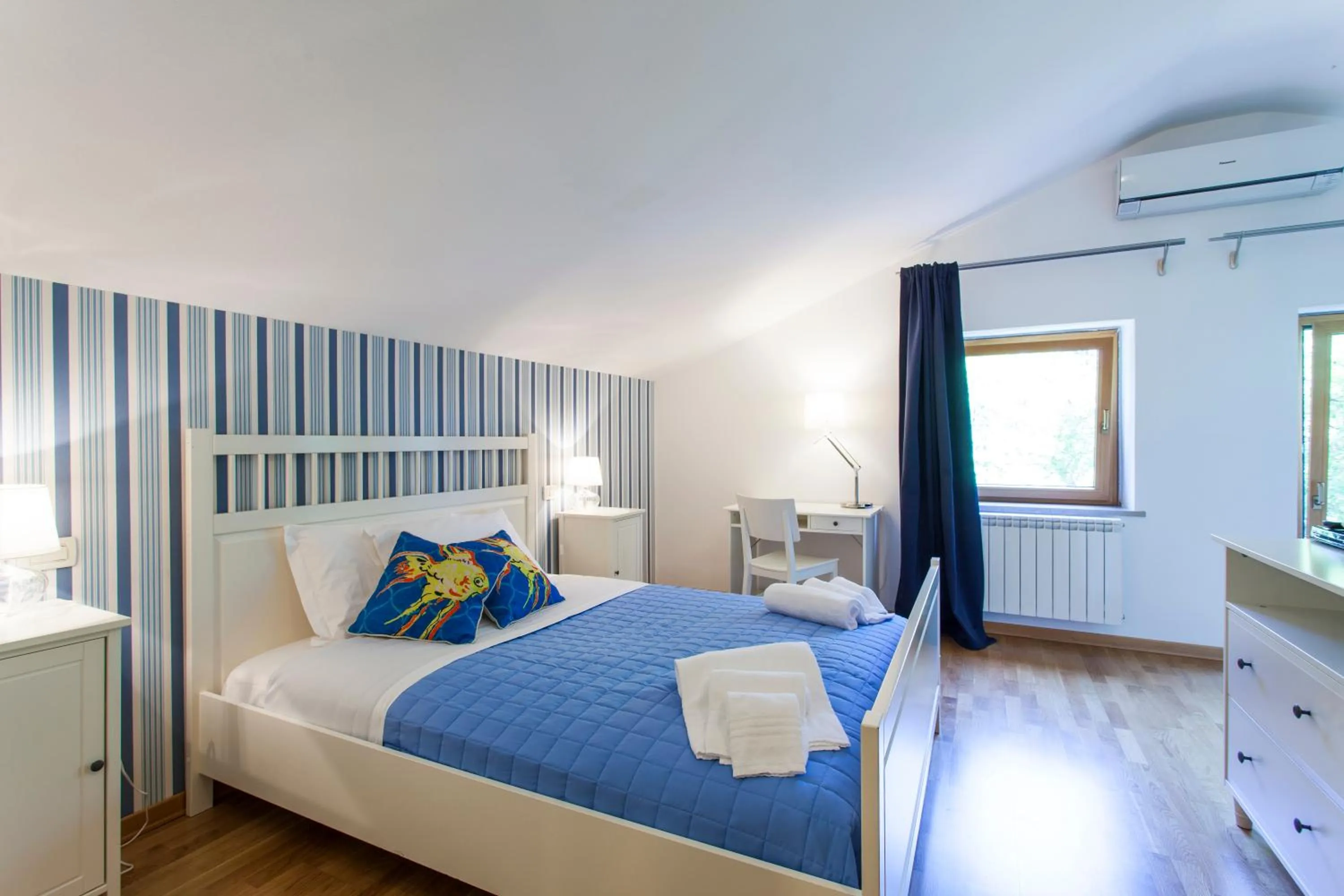 Photo of the whole room, Bed in Villa Borgo Duino