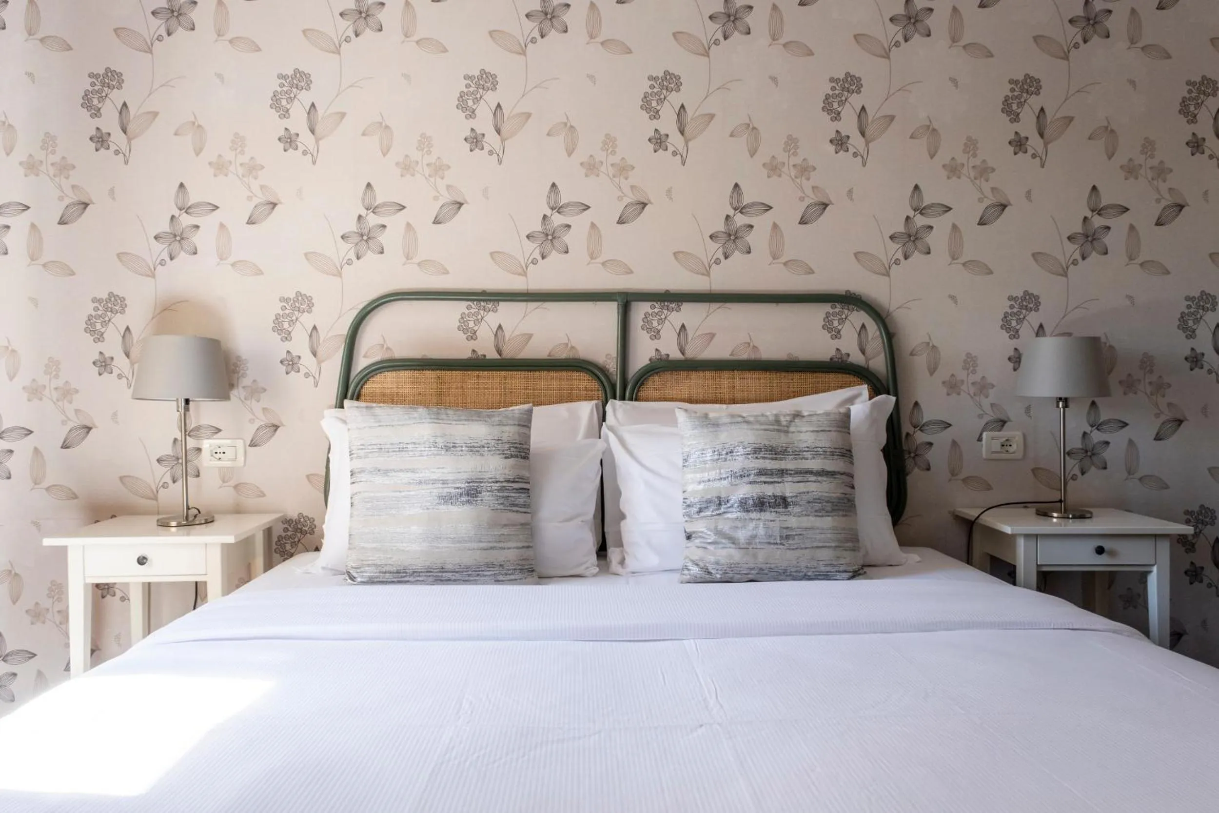 Bedroom, Bed in Villa Borgo Duino