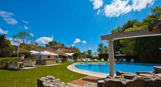 Day in Relais Villabella Hotel