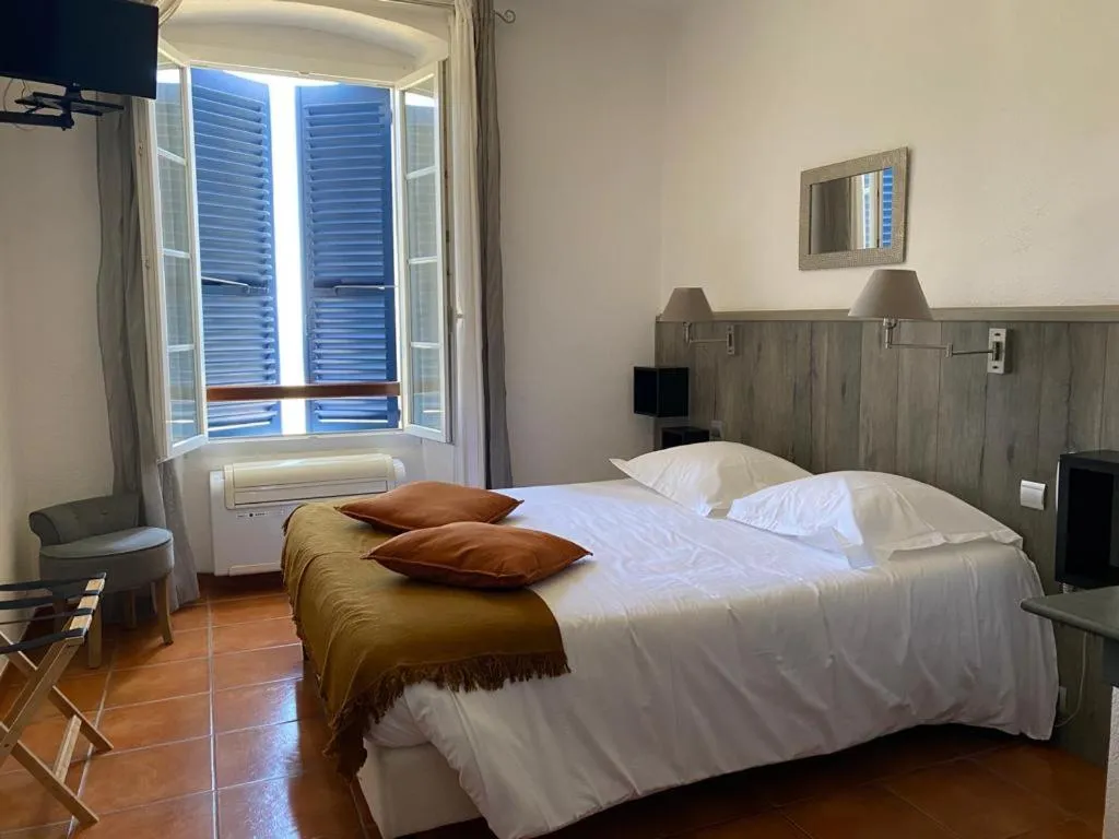 Bed in U Sant'Agnellu