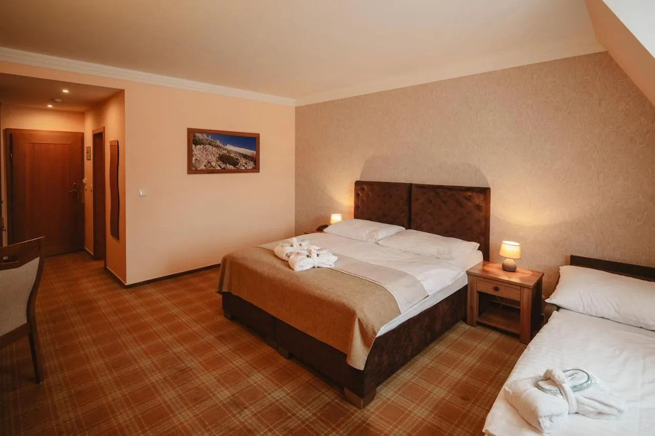 Bedroom, Bed in Hotel Solisko