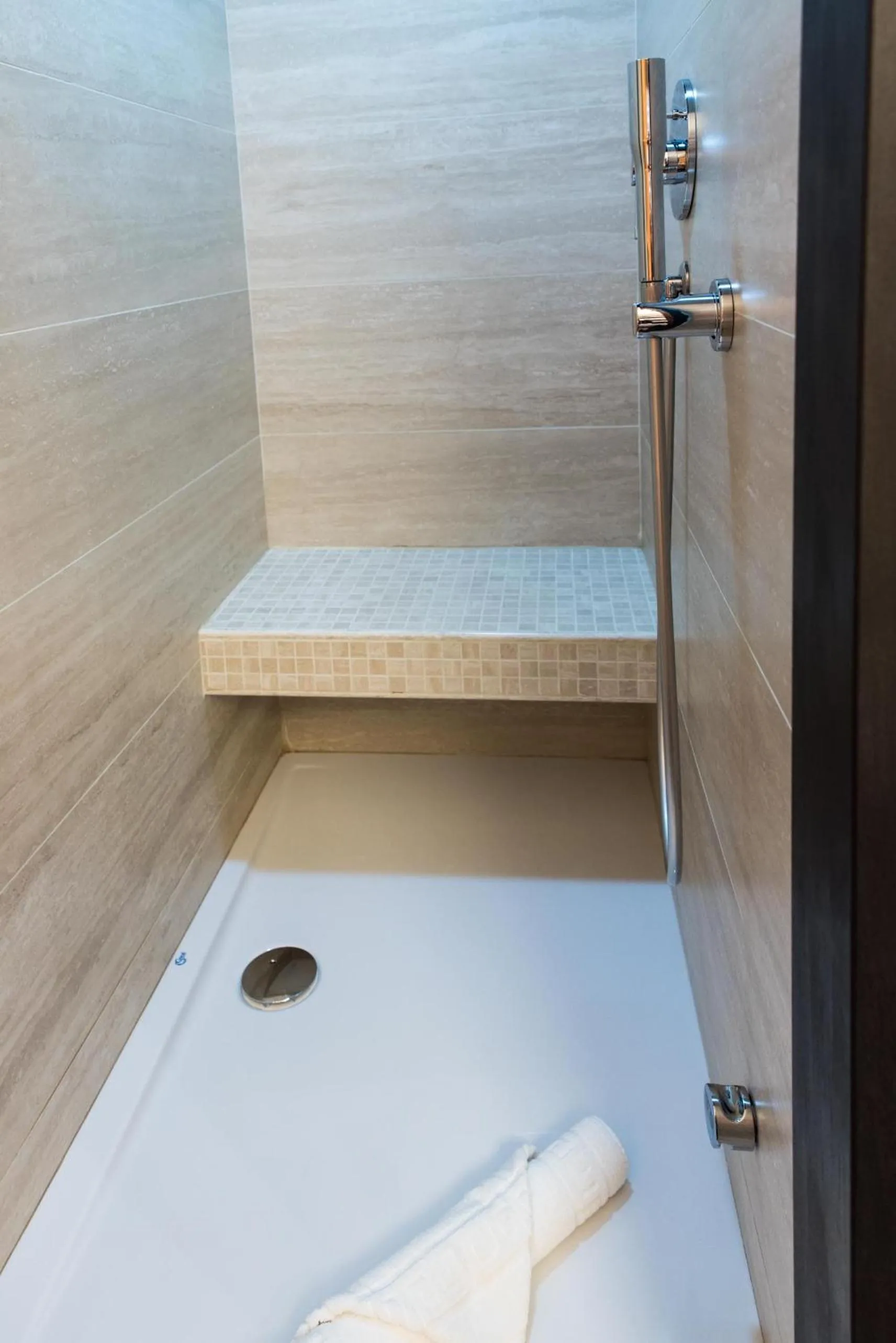 Shower in Unicum Vite