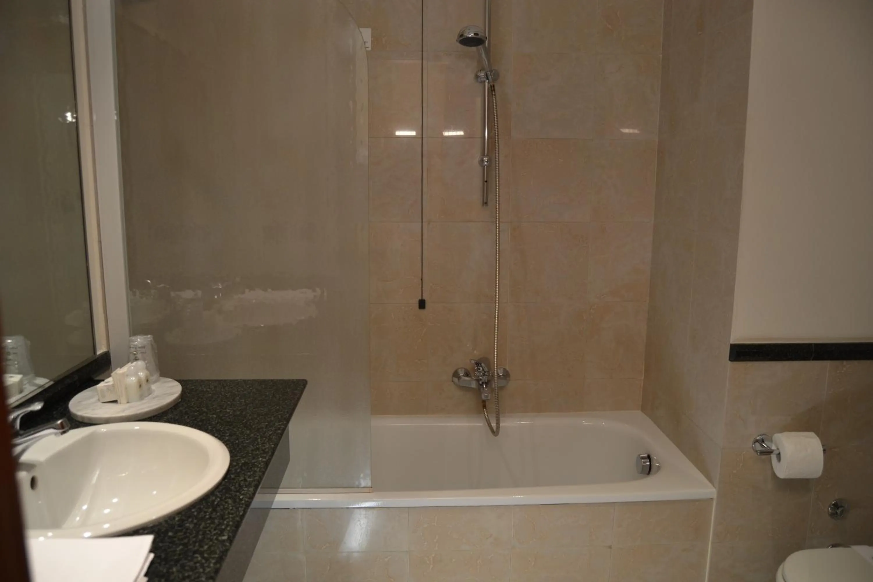 Bathroom in Hotel Due Leoni