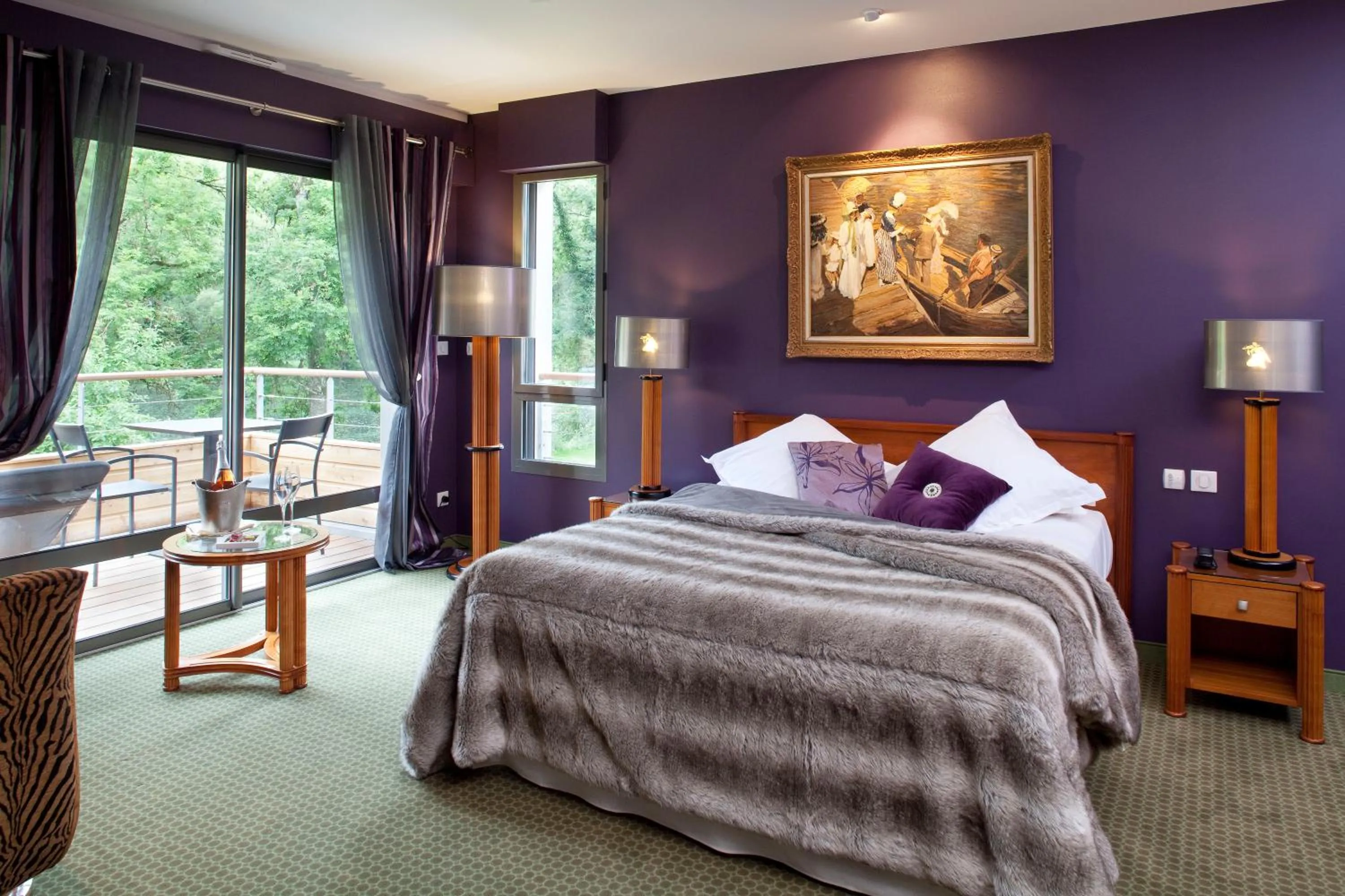 Photo of the whole room, Bed in Logis La Source Bleue