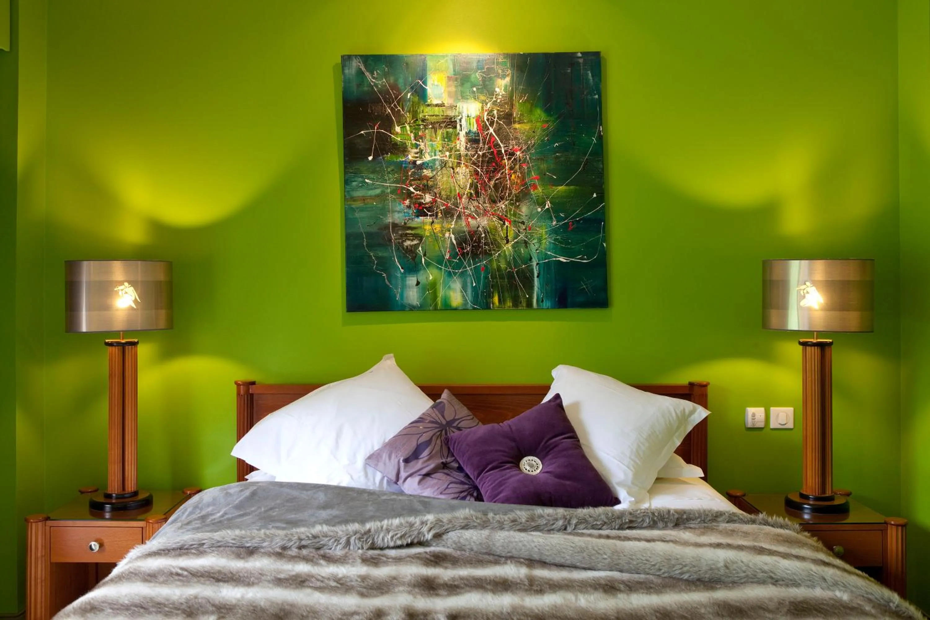 Bed in Logis La Source Bleue