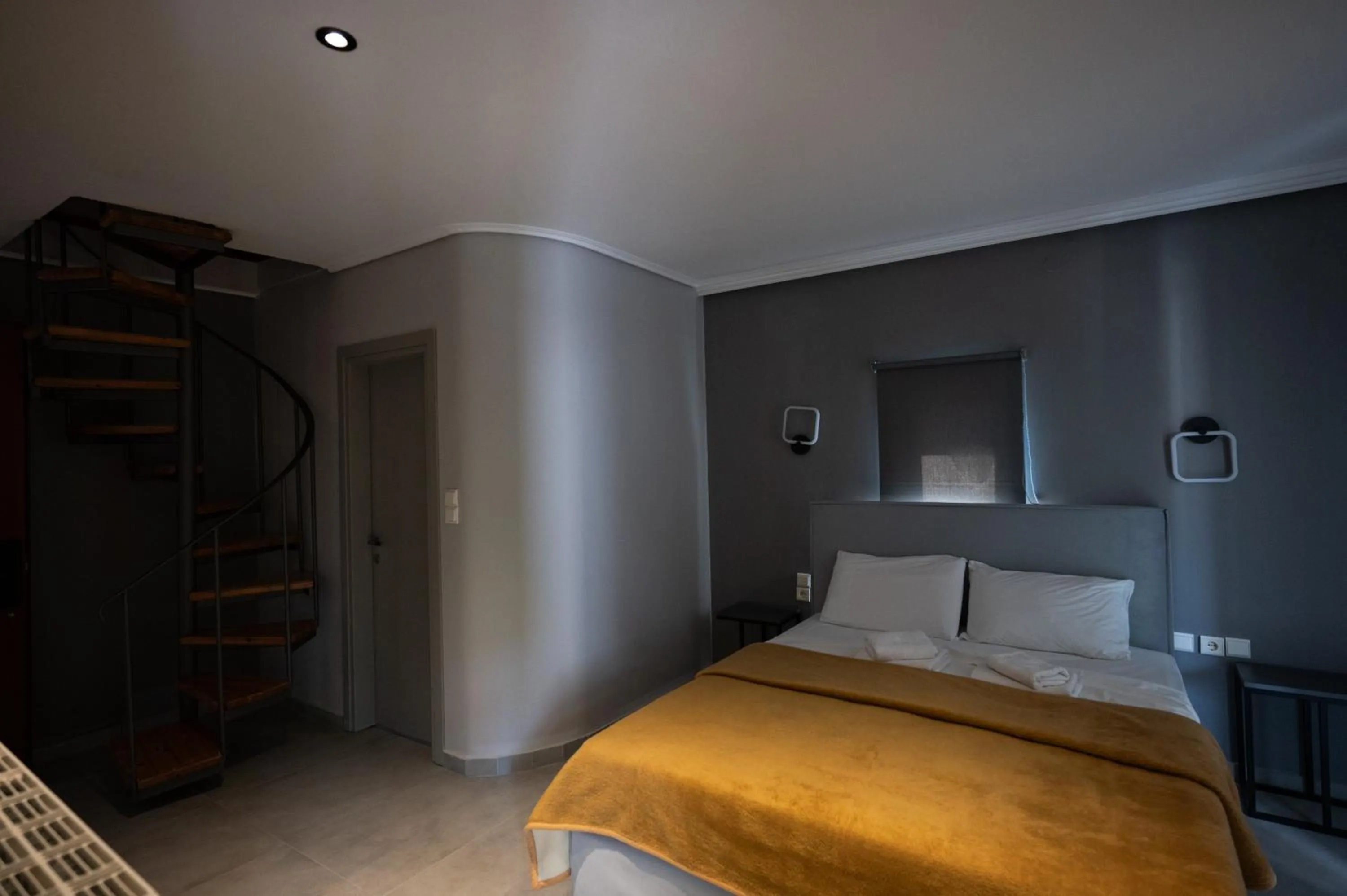 Property building, Bed in Kaiafas Lake Hotel