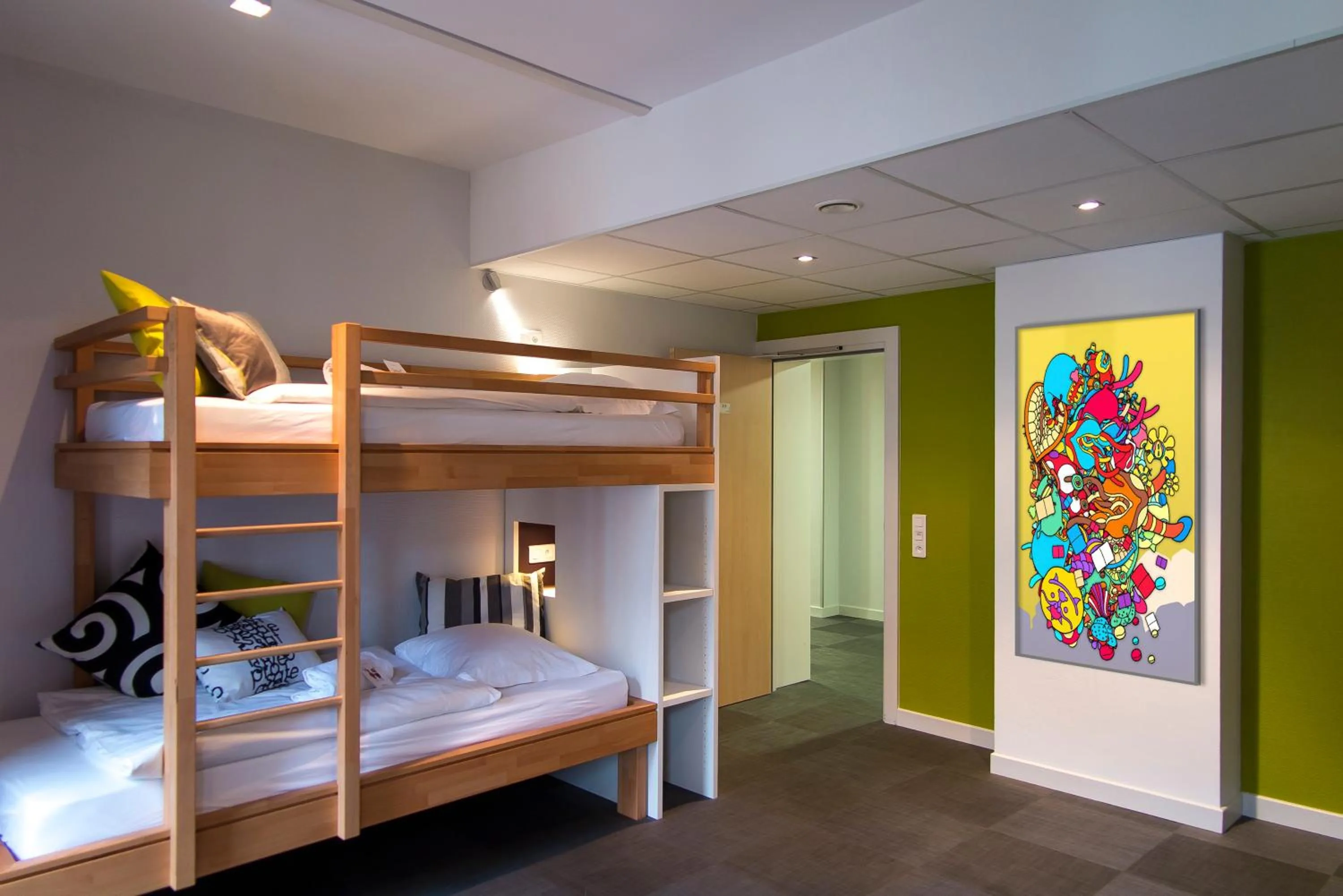 Photo of the whole room, Bed in Ciarus