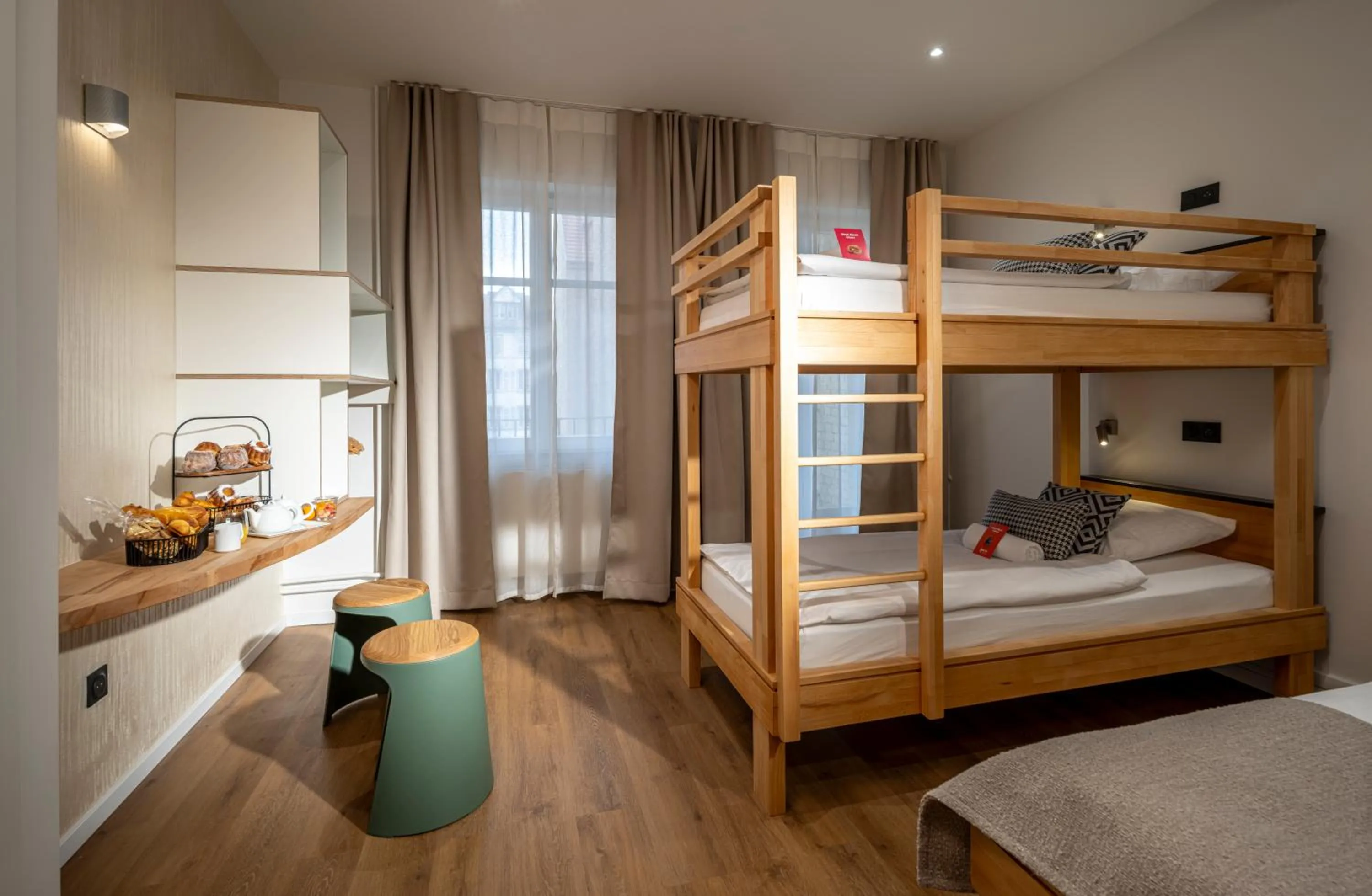 Bedroom, Bed in Ciarus