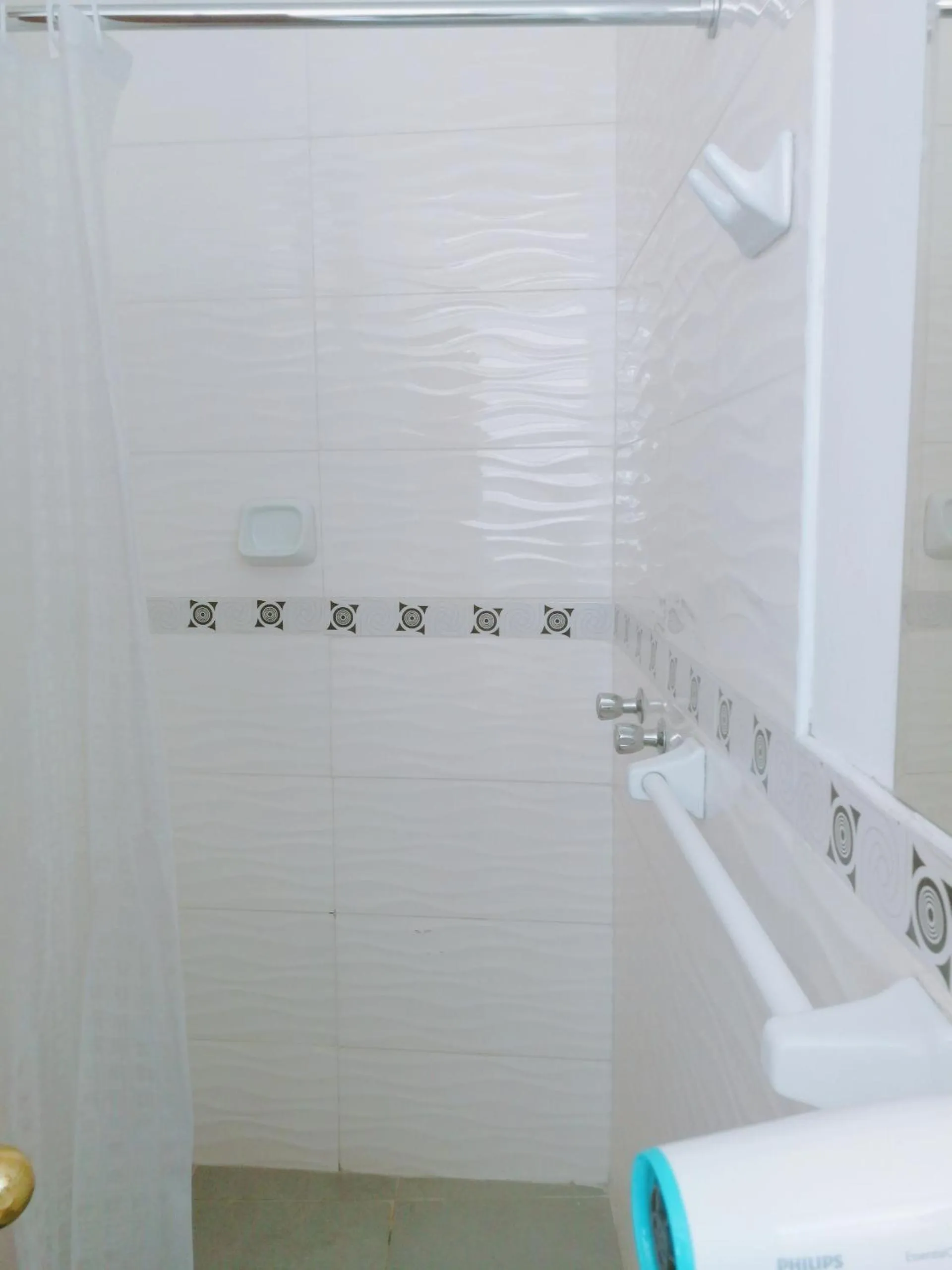 Shower in Inka Khawarina Tambo Lodge