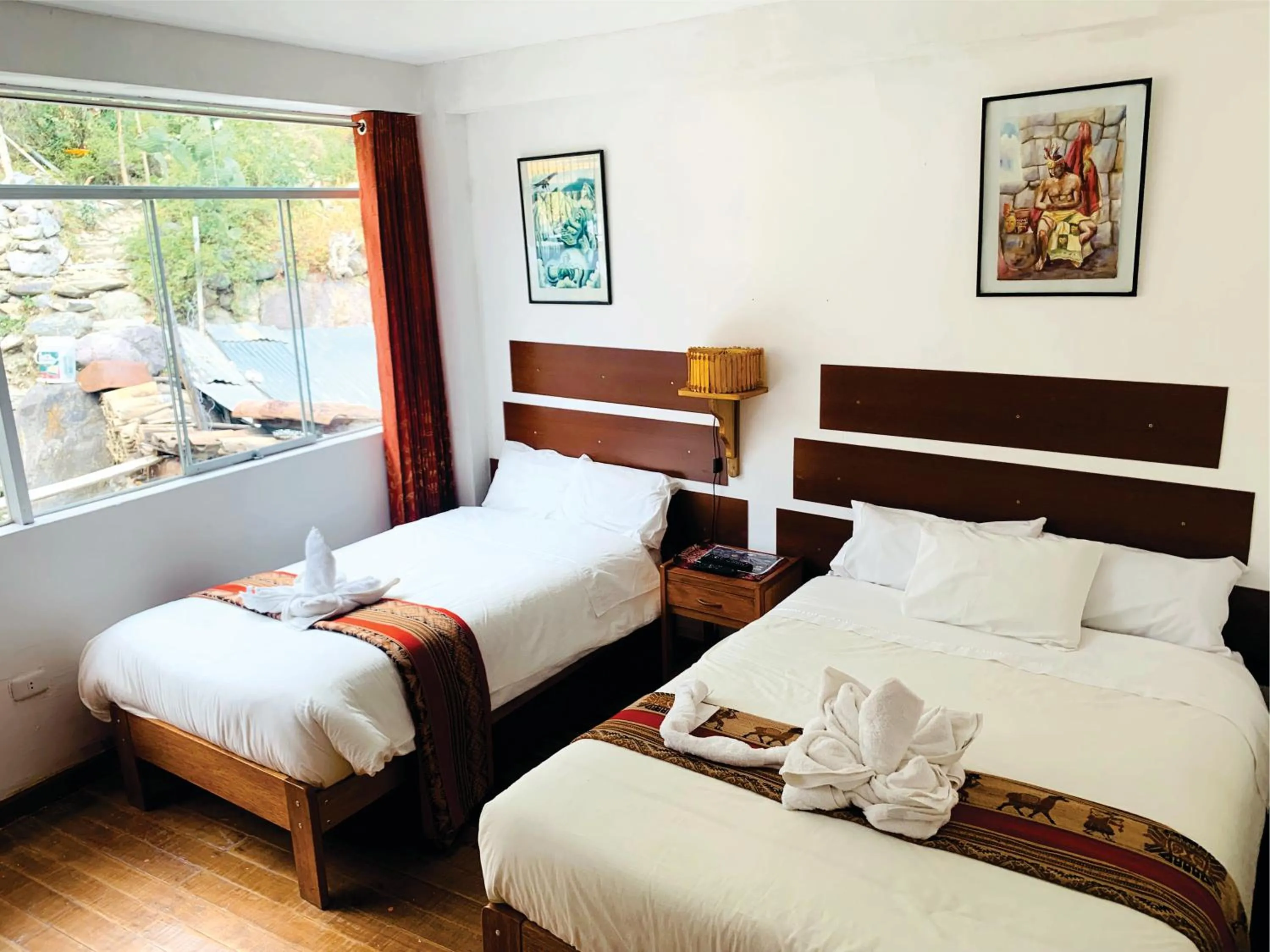 Bed in Inka Khawarina Tambo Lodge