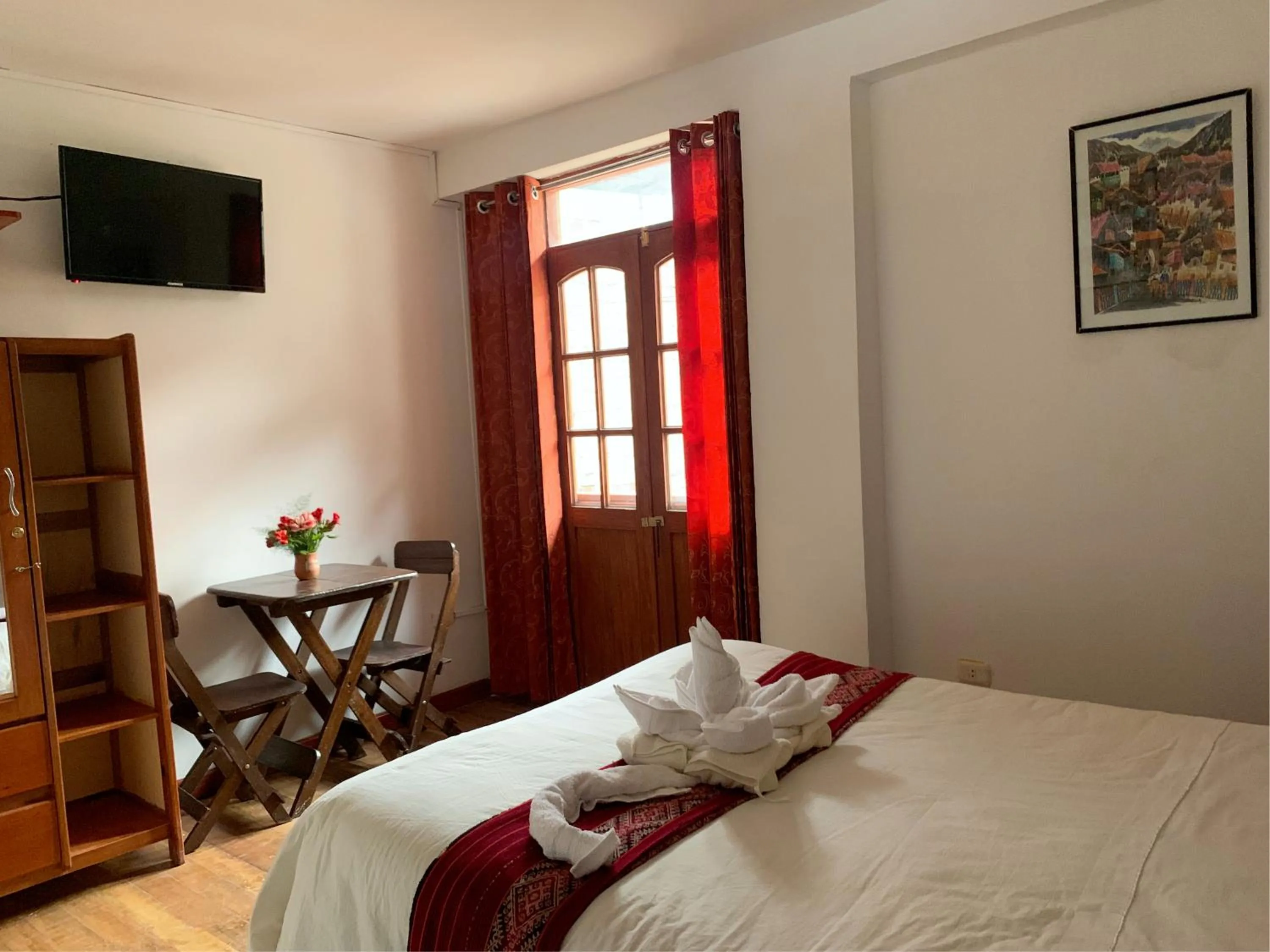 Bed in Inka Khawarina Tambo Lodge