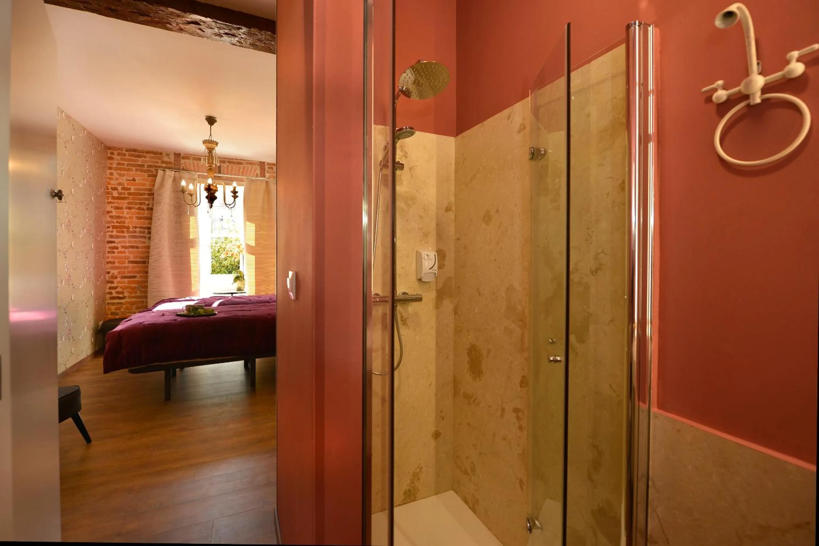 Other, Bed in Center Suite Santander