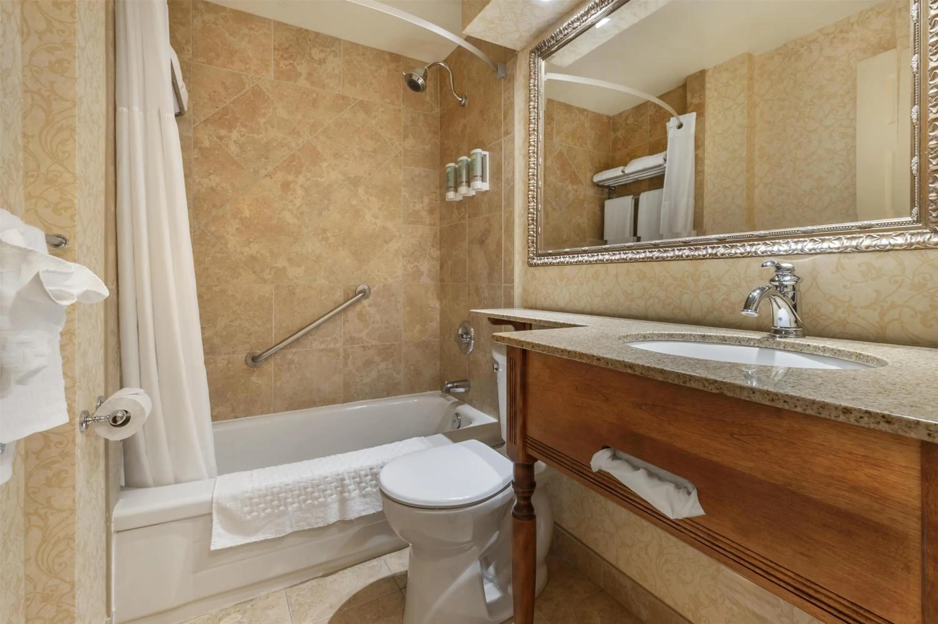 Bathroom in Best Western Parkway Inn & Conference Centre