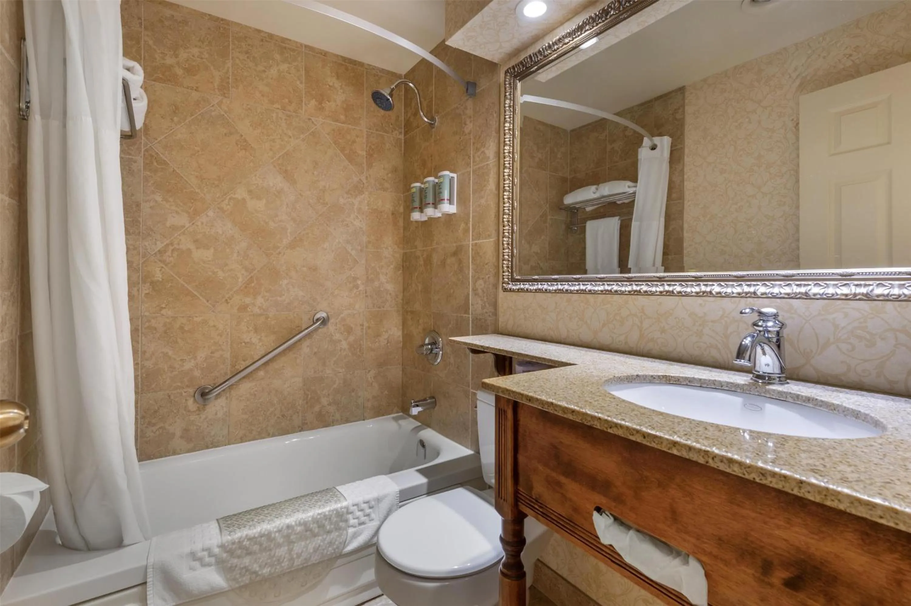 Bathroom in Best Western Parkway Inn & Conference Centre