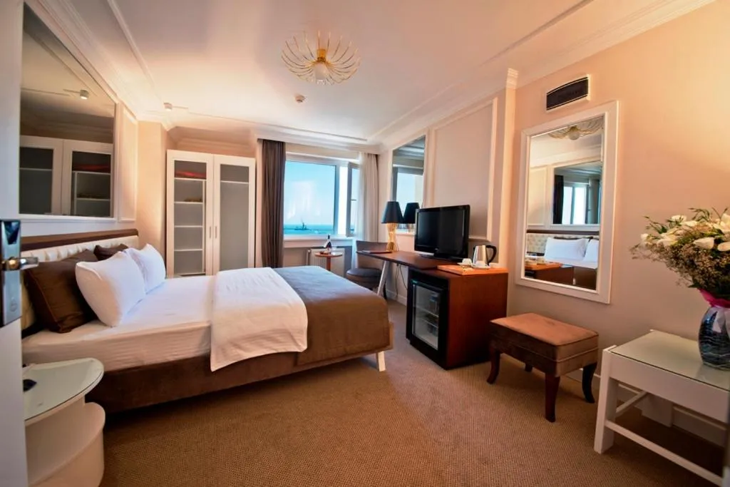 Bed in North Point Hotel