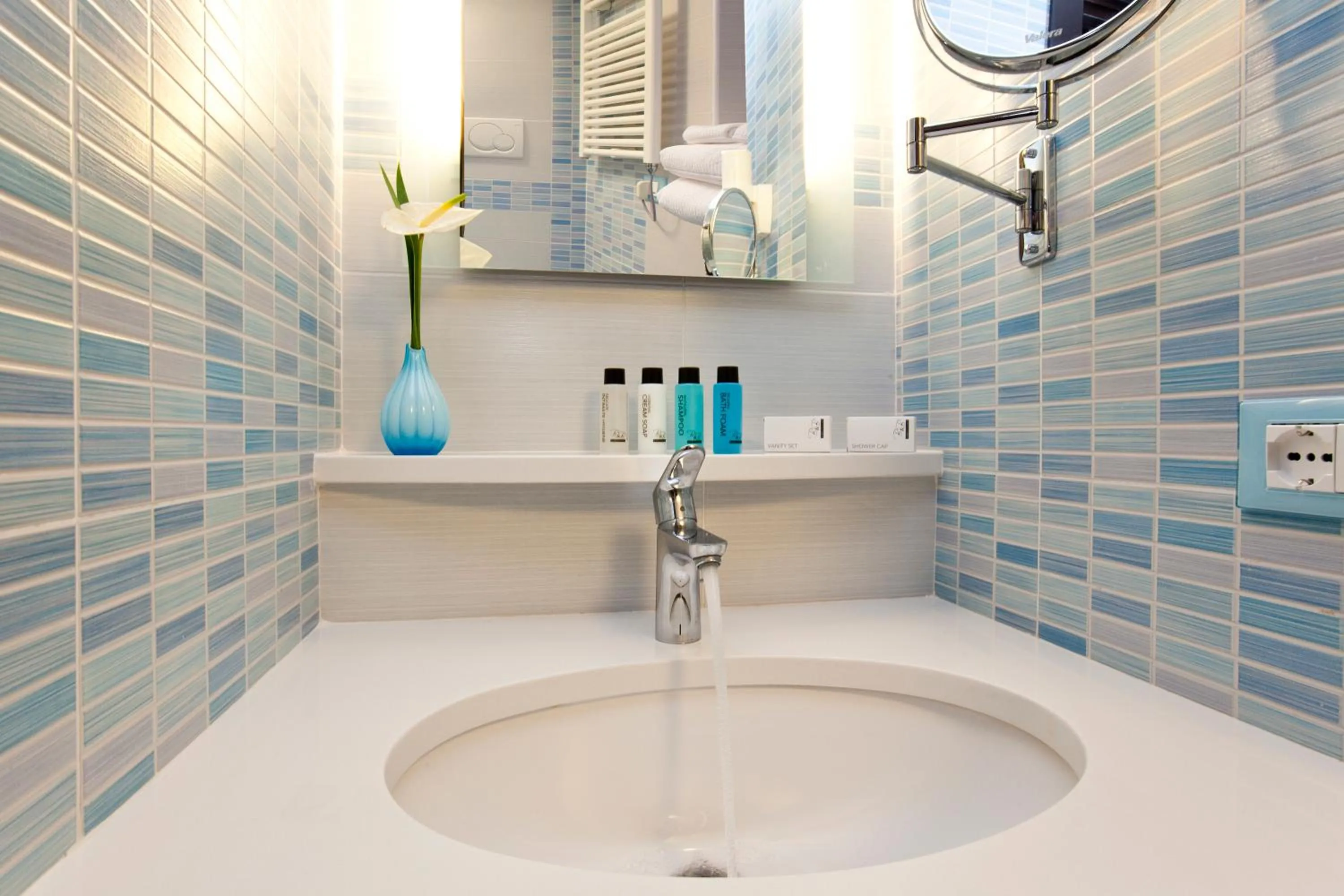 Toilet in Sorrento Flats