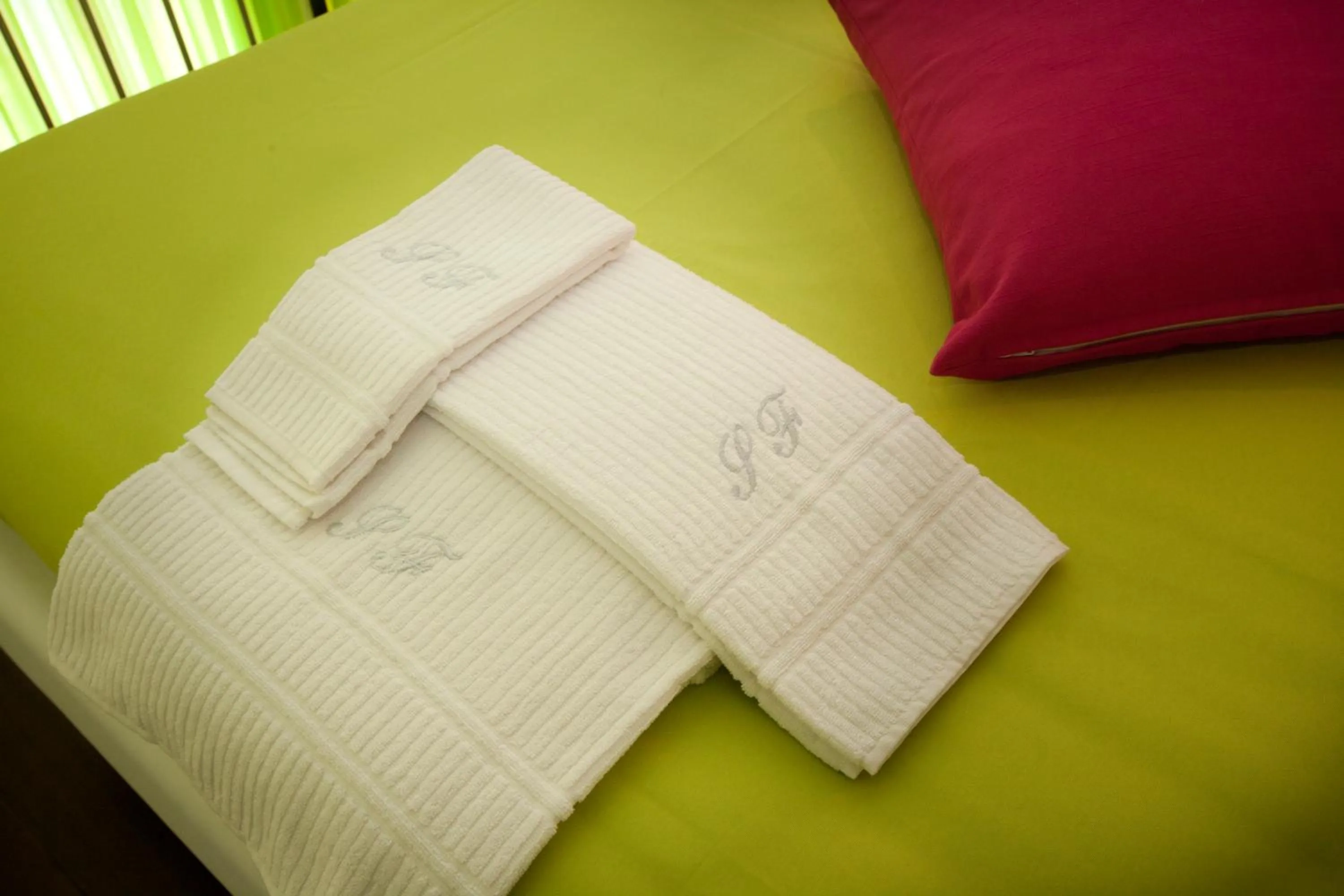 Decorative detail, Bed in Sorrento Flats