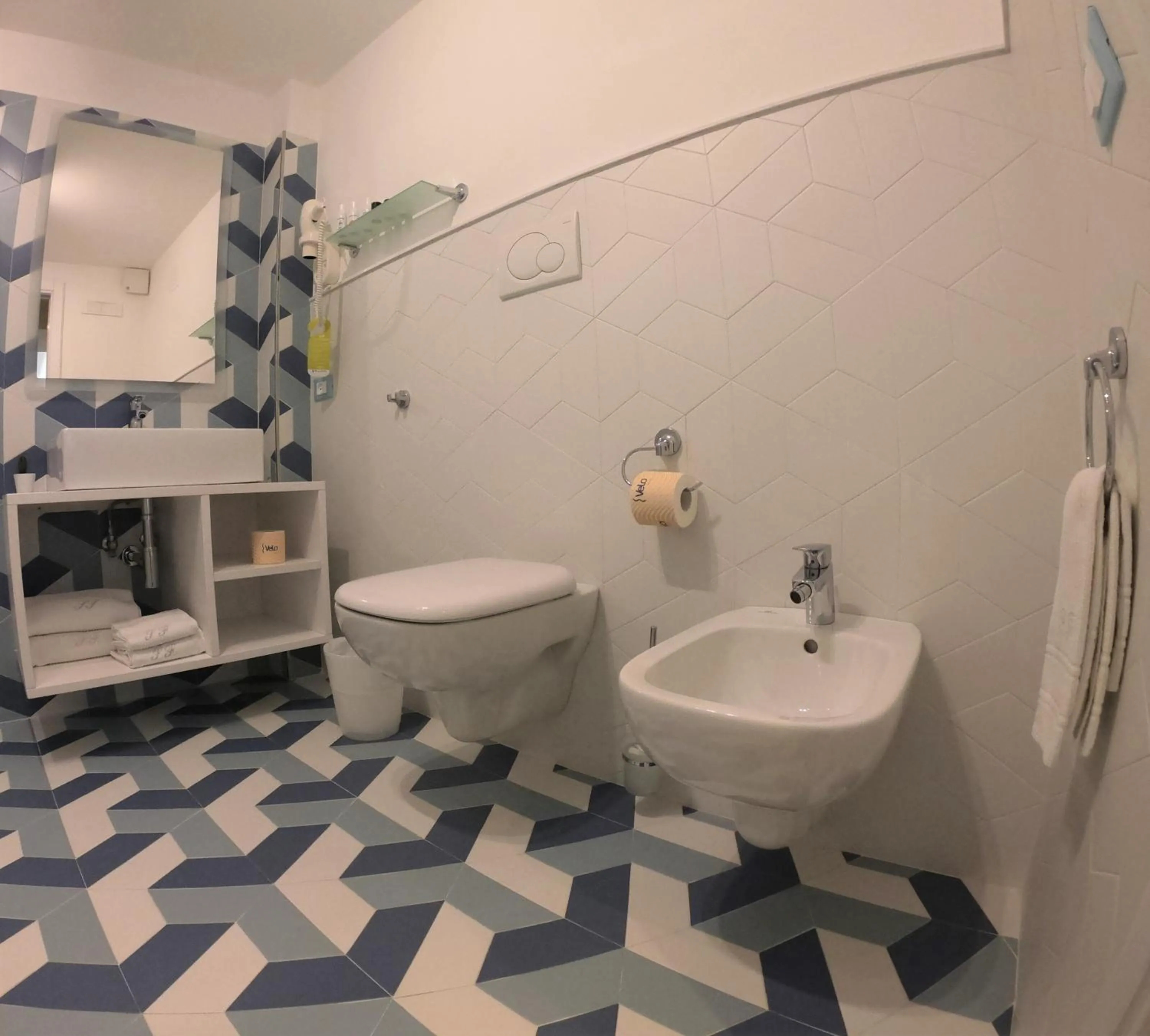 Toilet in Sorrento Flats