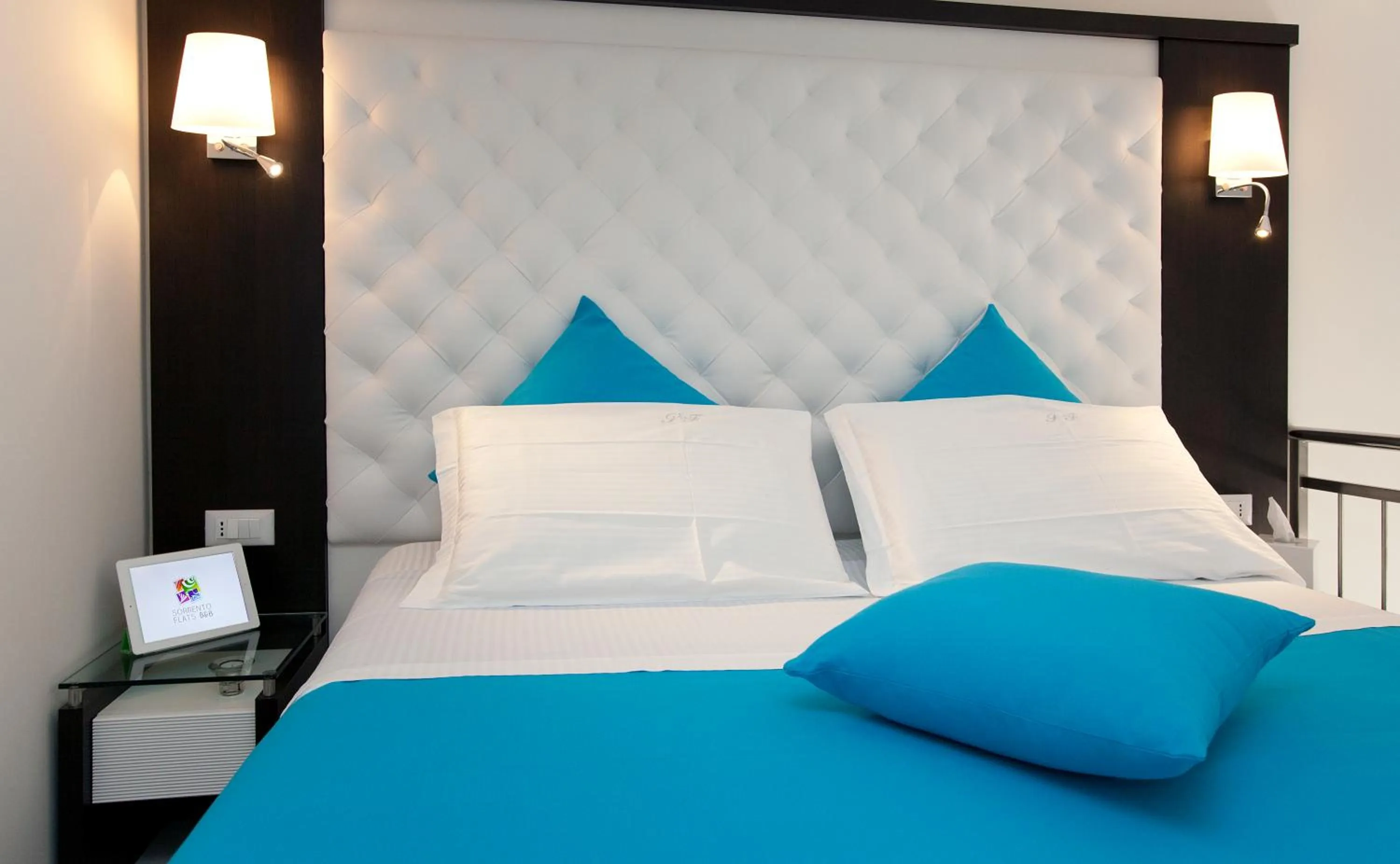 Decorative detail, Bed in Sorrento Flats