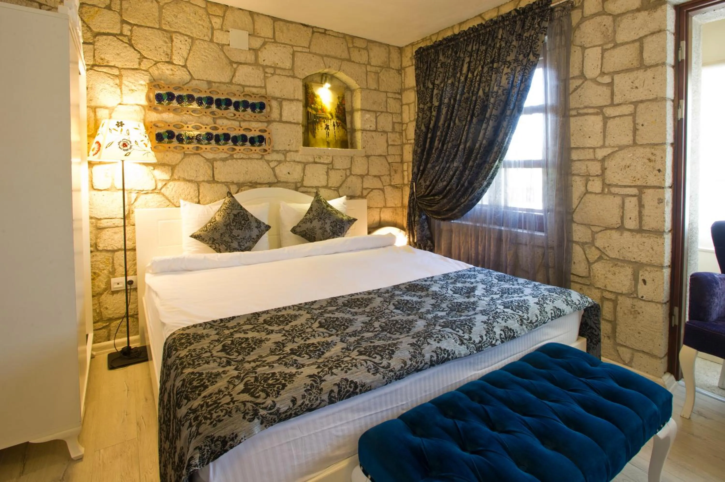 Photo of the whole room, Bed in Lodos Hotel