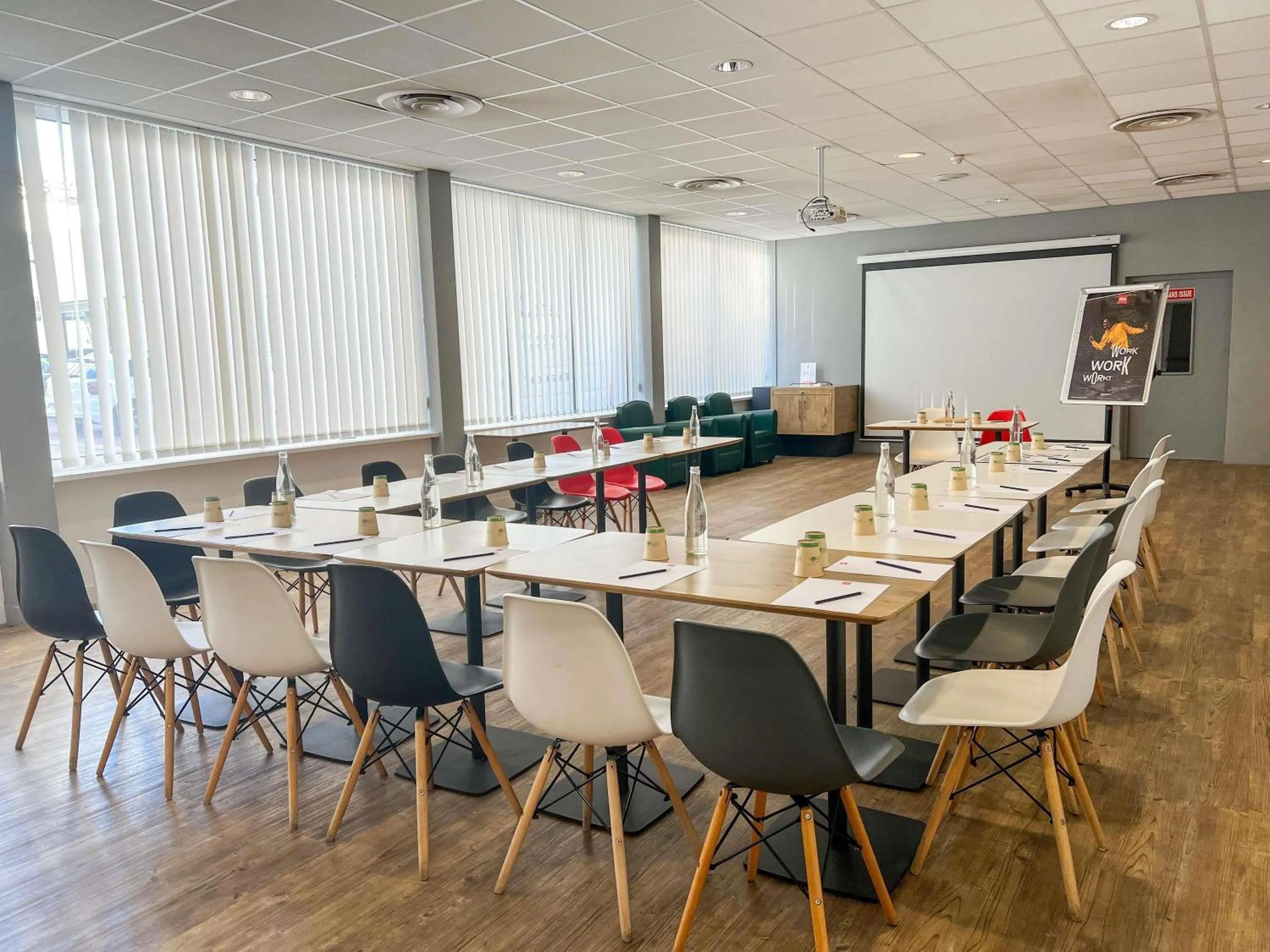 Meeting/conference room in Ibis Alès Centre Ville