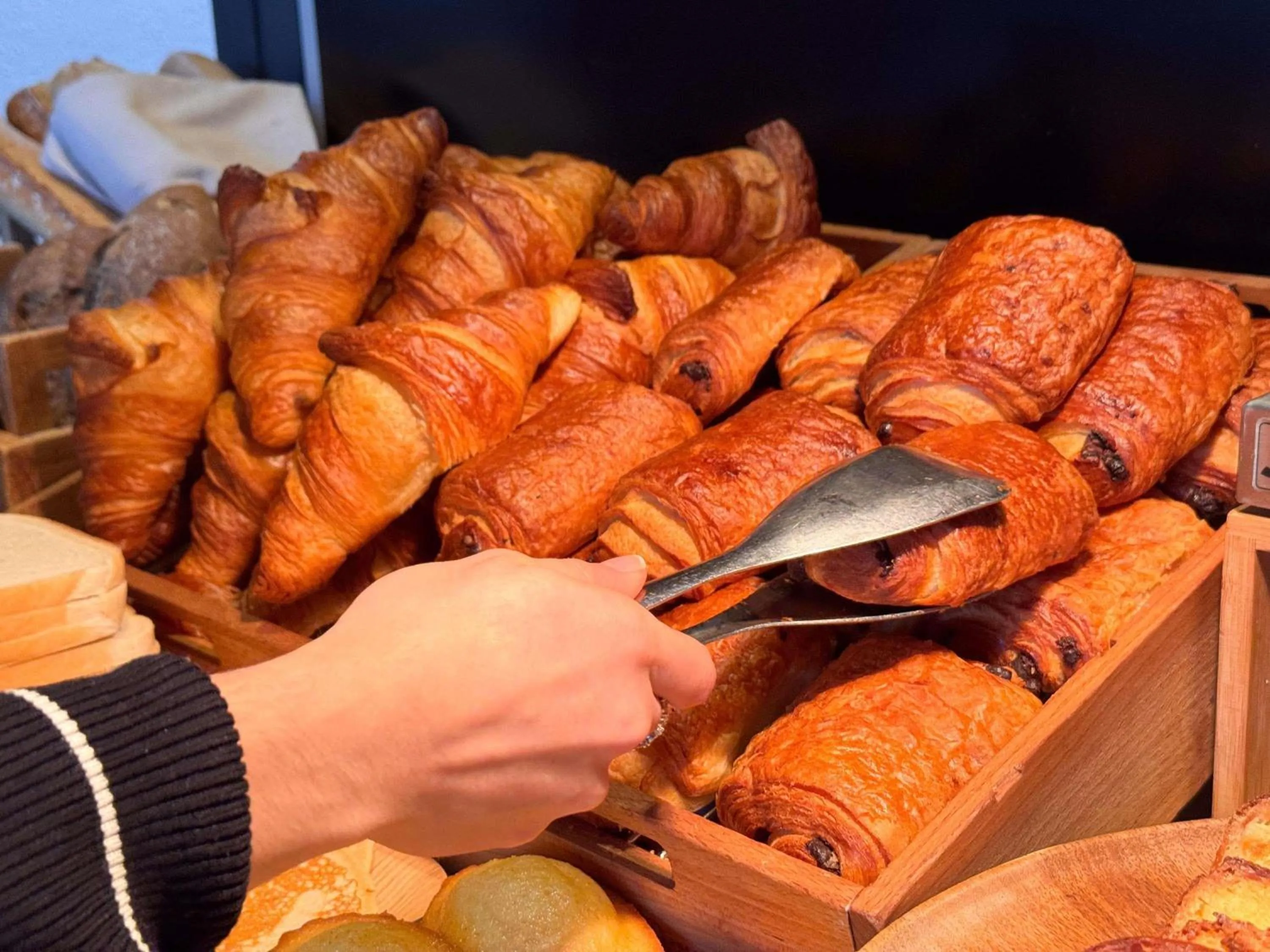 Breakfast in Ibis Alès Centre Ville