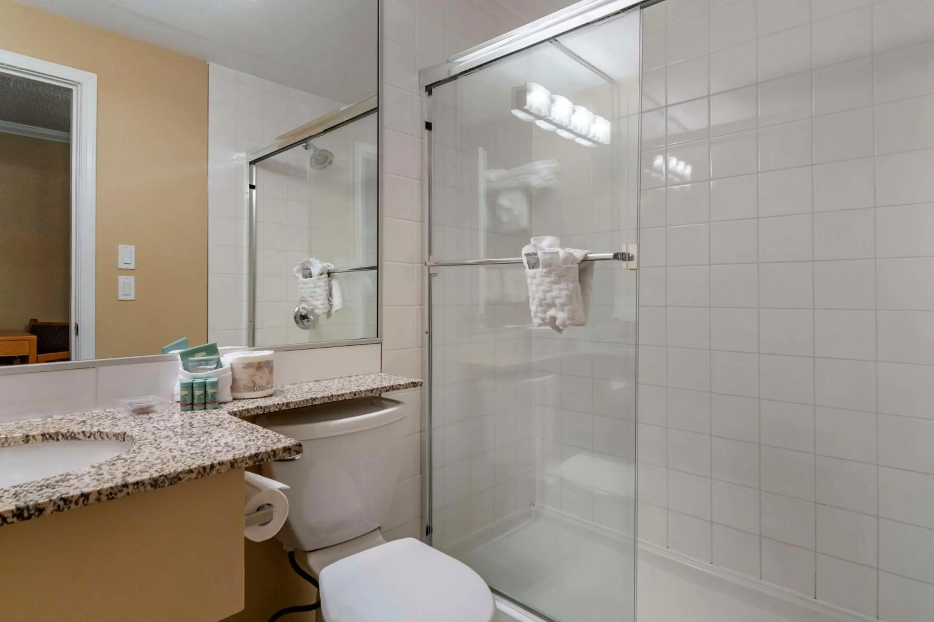 Bathroom in Best Western Inn at Penticton