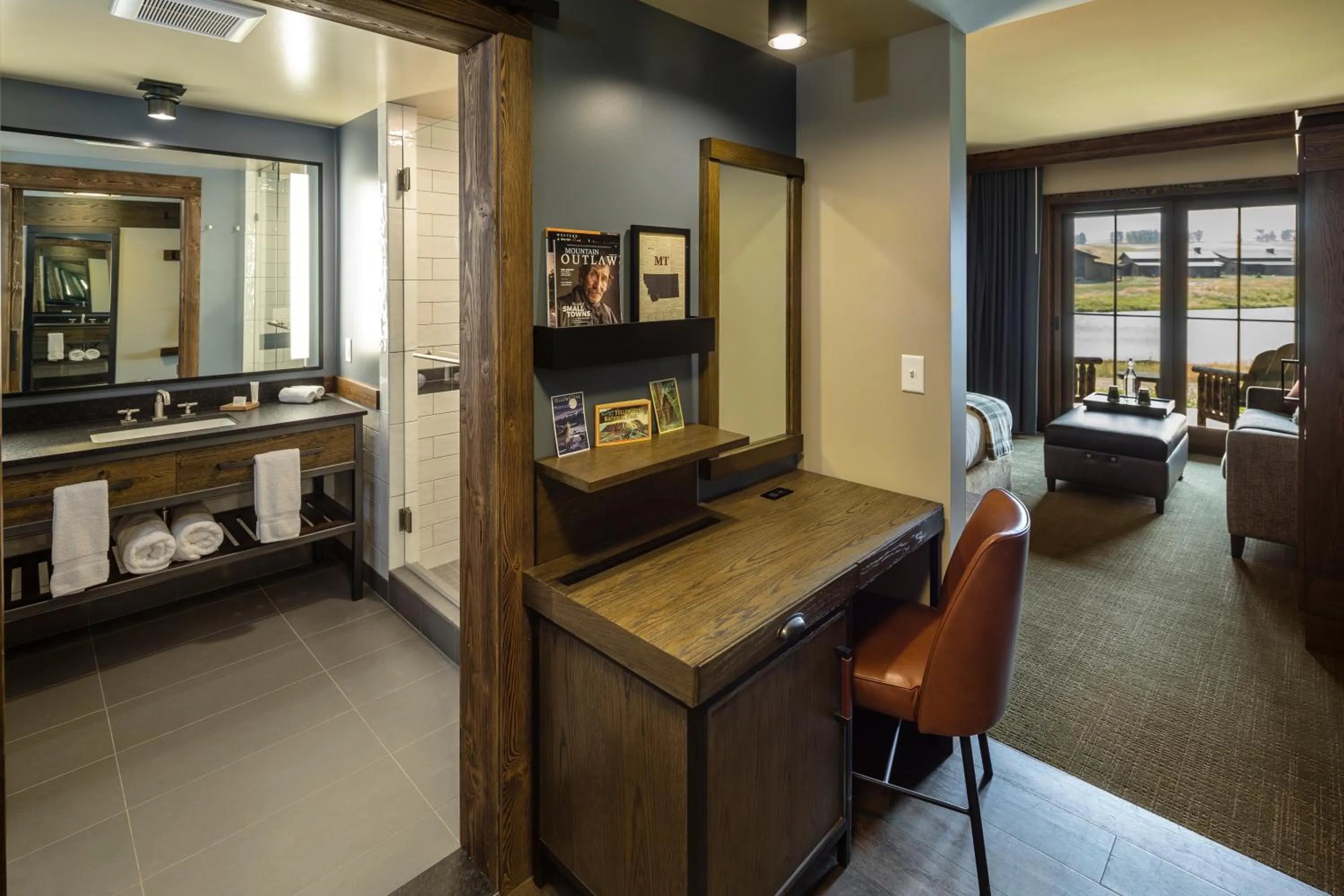 Photo of the whole room in Sage Lodge