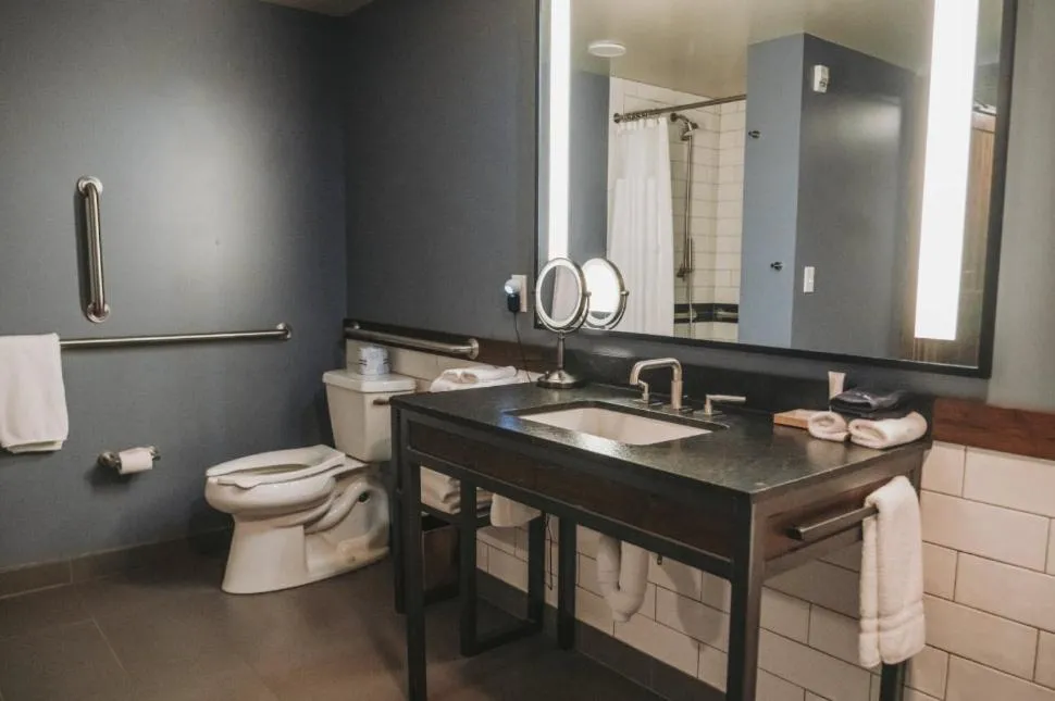 Bathroom in Sage Lodge