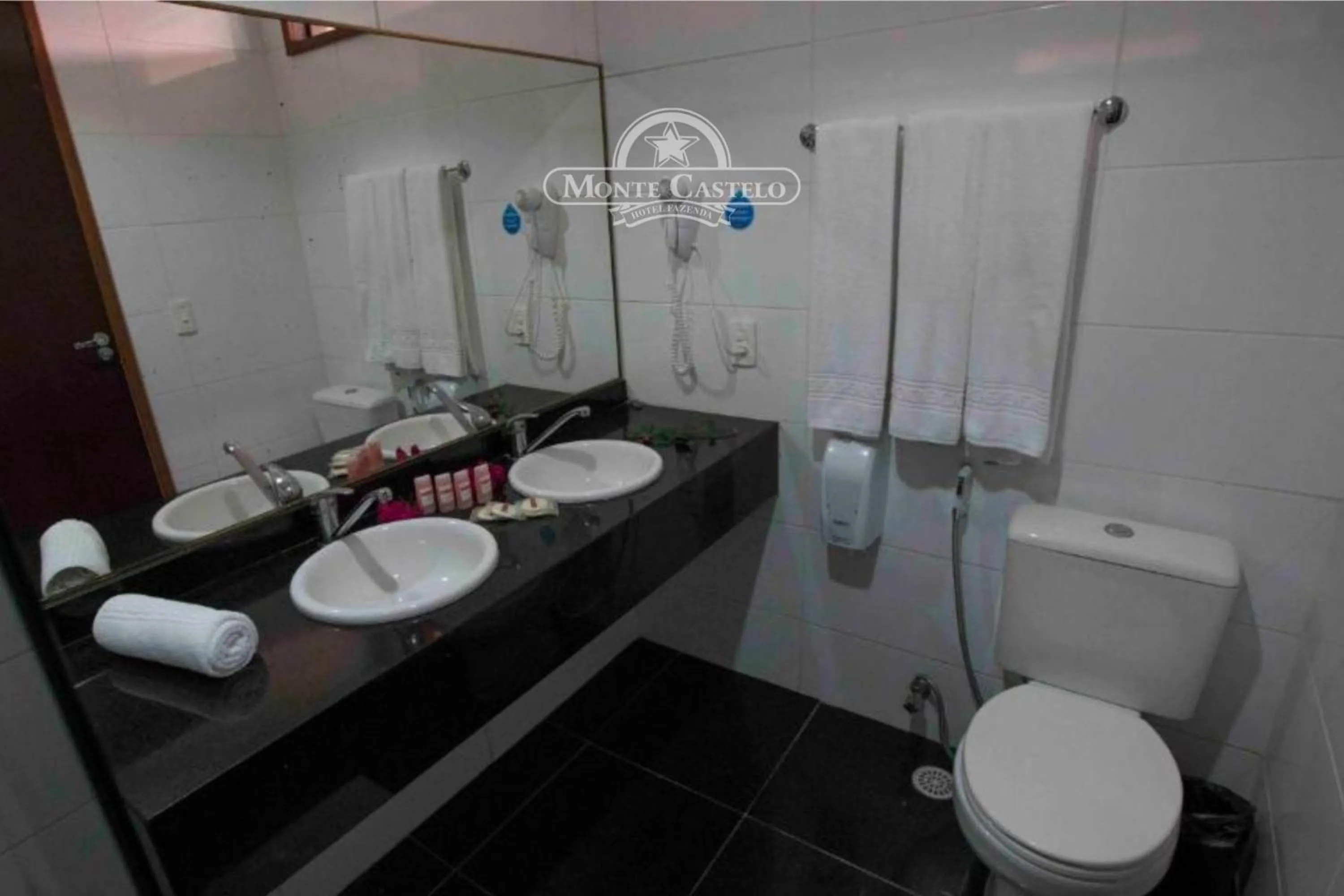 Bathroom in Hotel Fazenda Monte Castelo