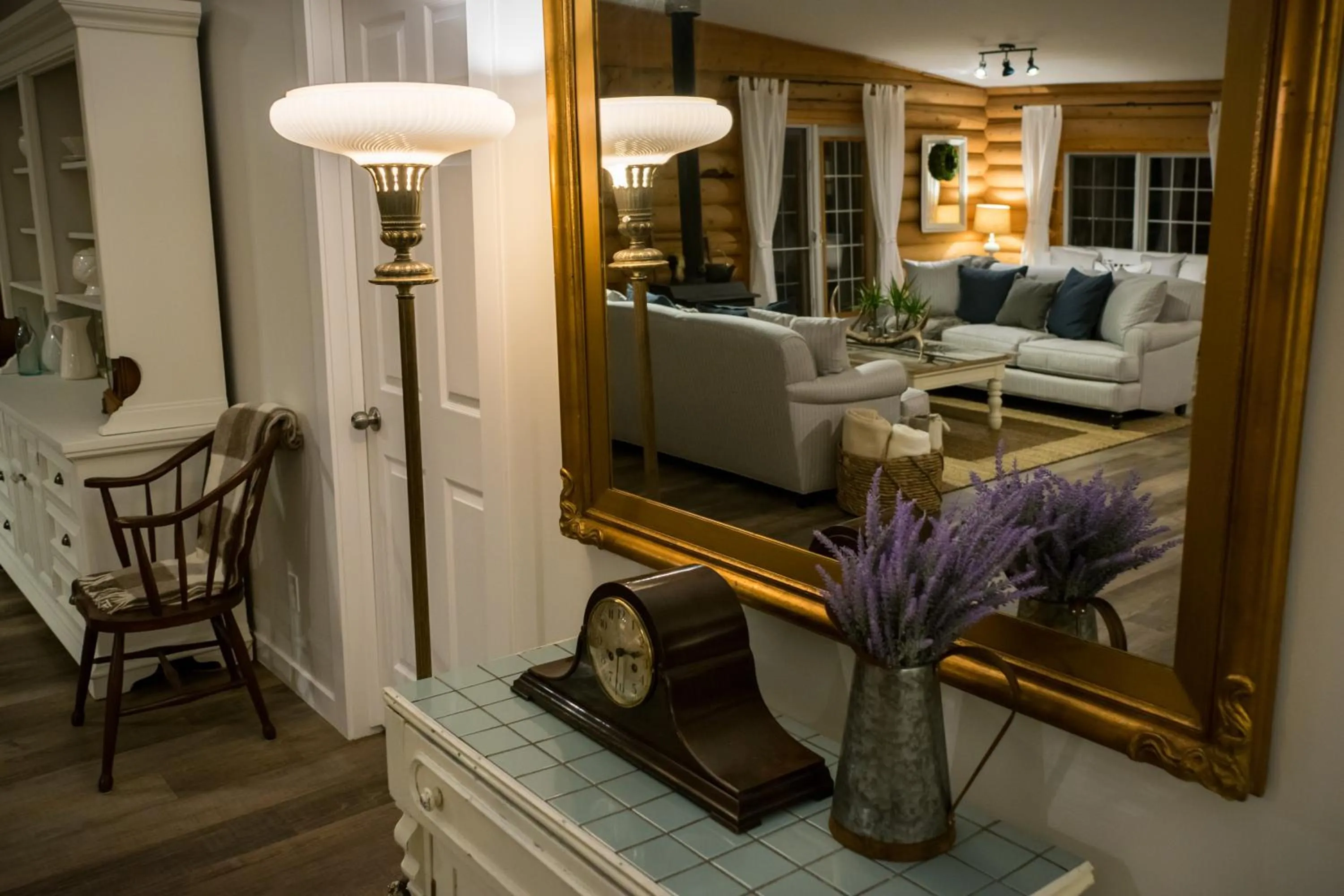 Living room in Whitewater Lodge