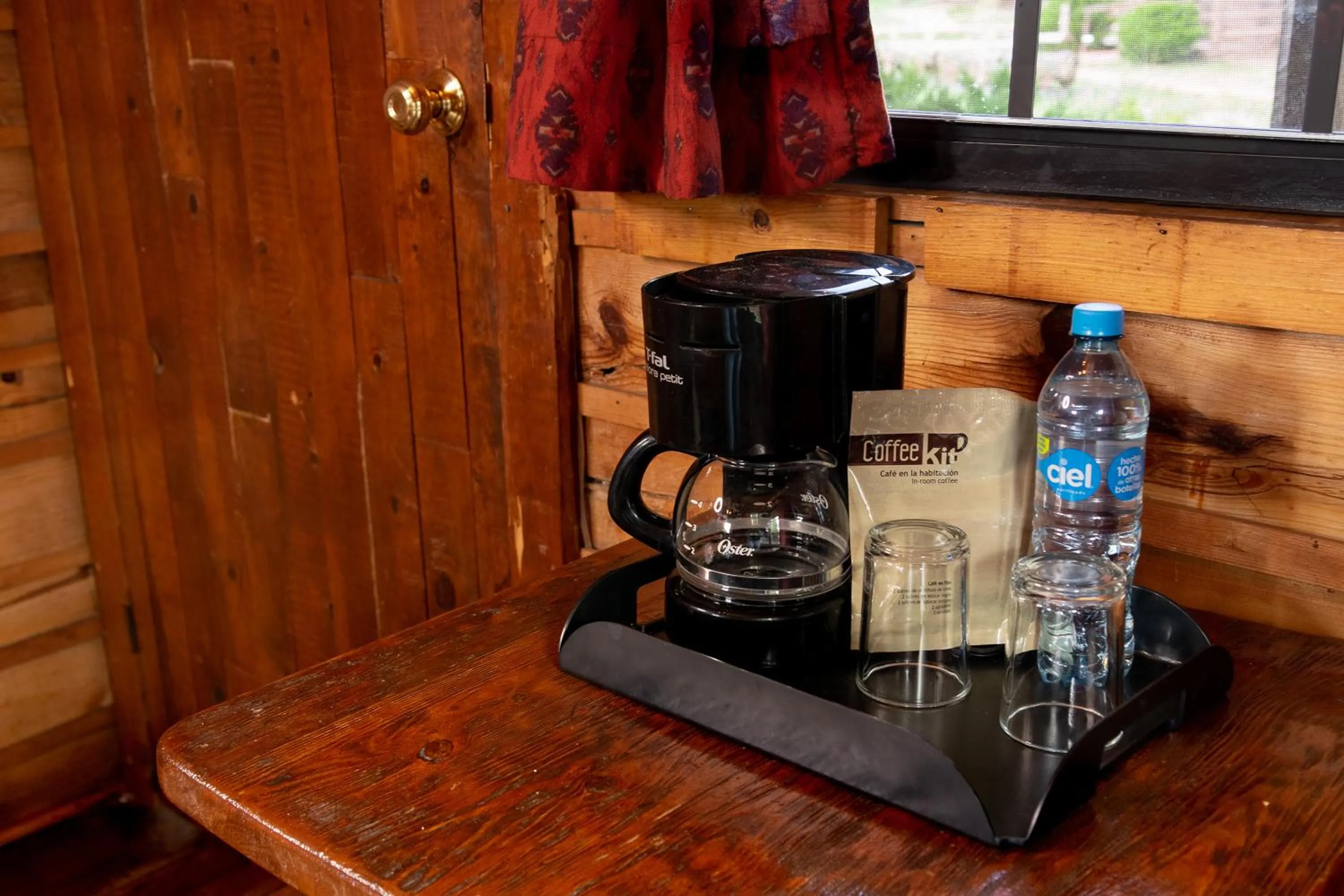 Coffee/tea facilities in Villa Mexicana Creel Mountain Lodge